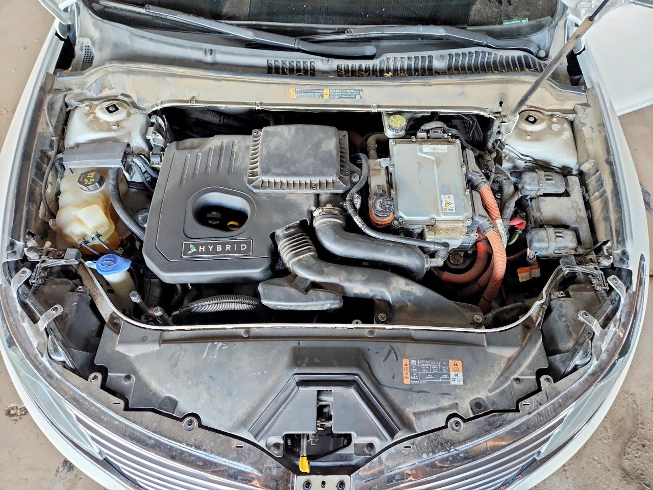 2015 LINCOLN MKZ HYBRID photo 31
