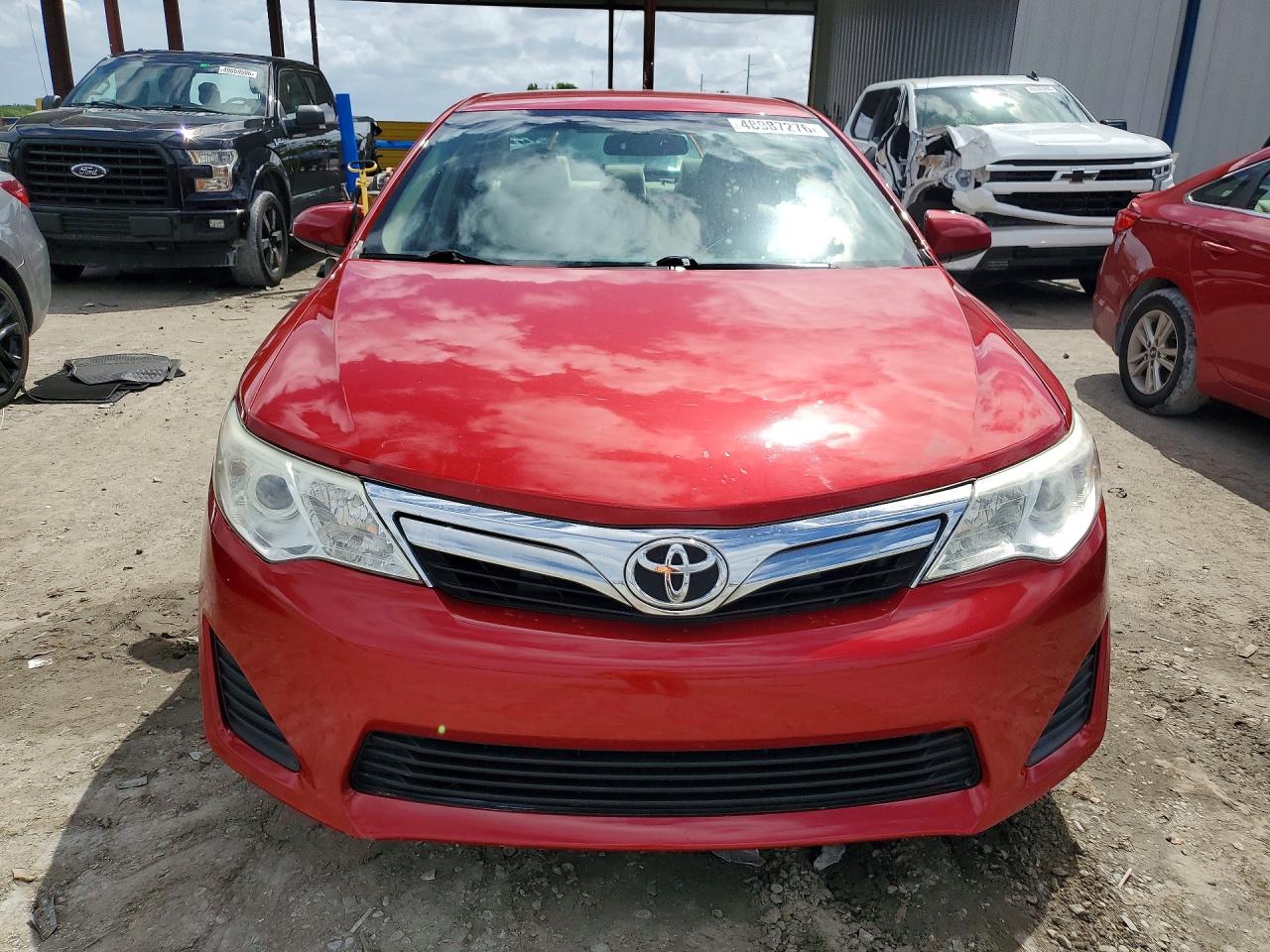 2014 TOYOTA CAMRY LE photo 13