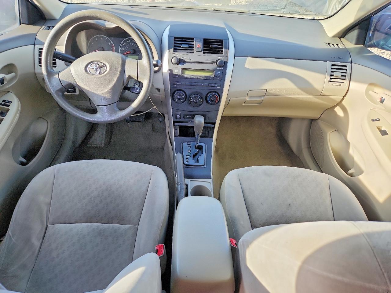 2009 TOYOTA COROLLA LE photo 15