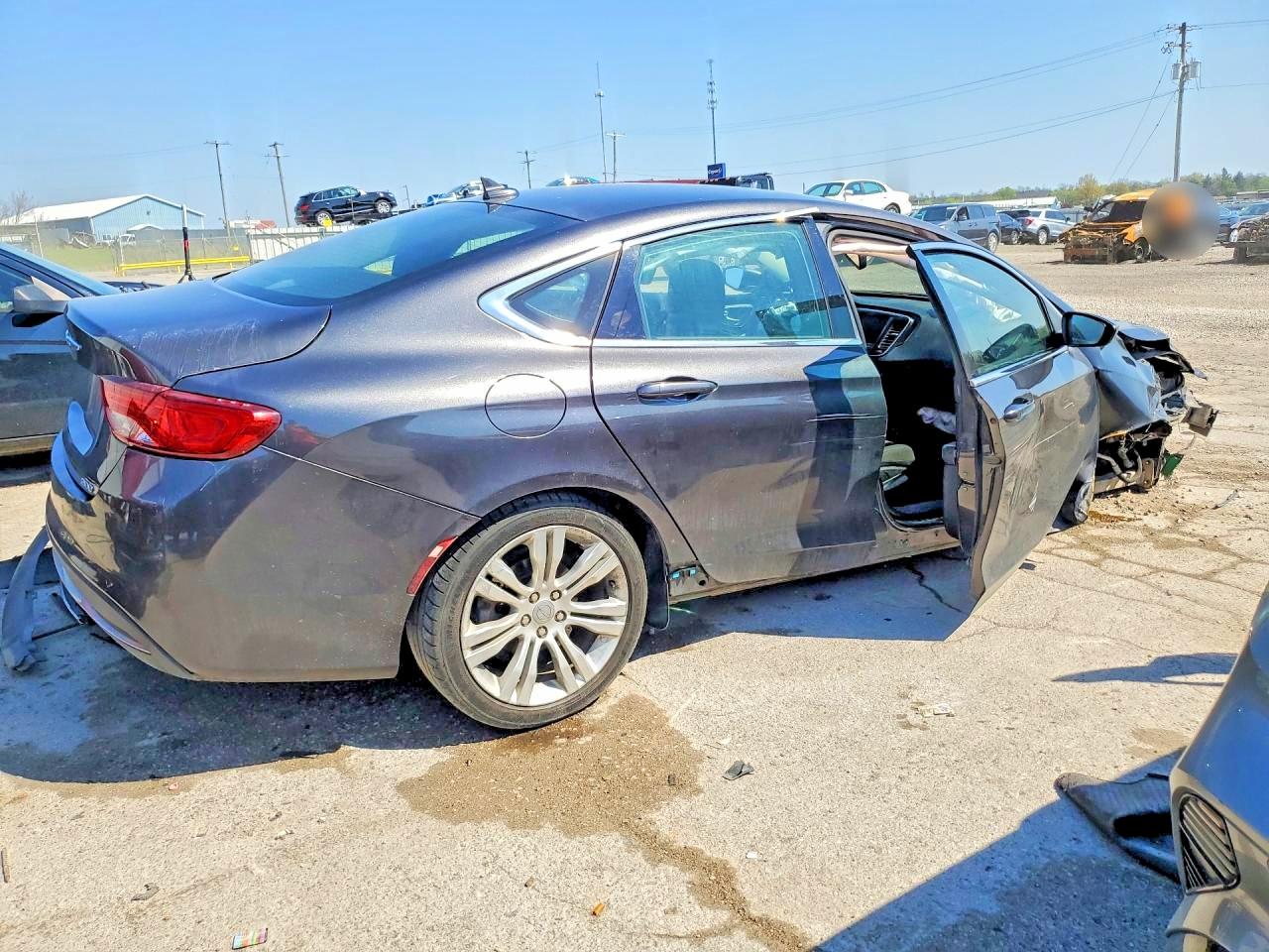 2015 CHRYSLER 200 LIMITED photo 7