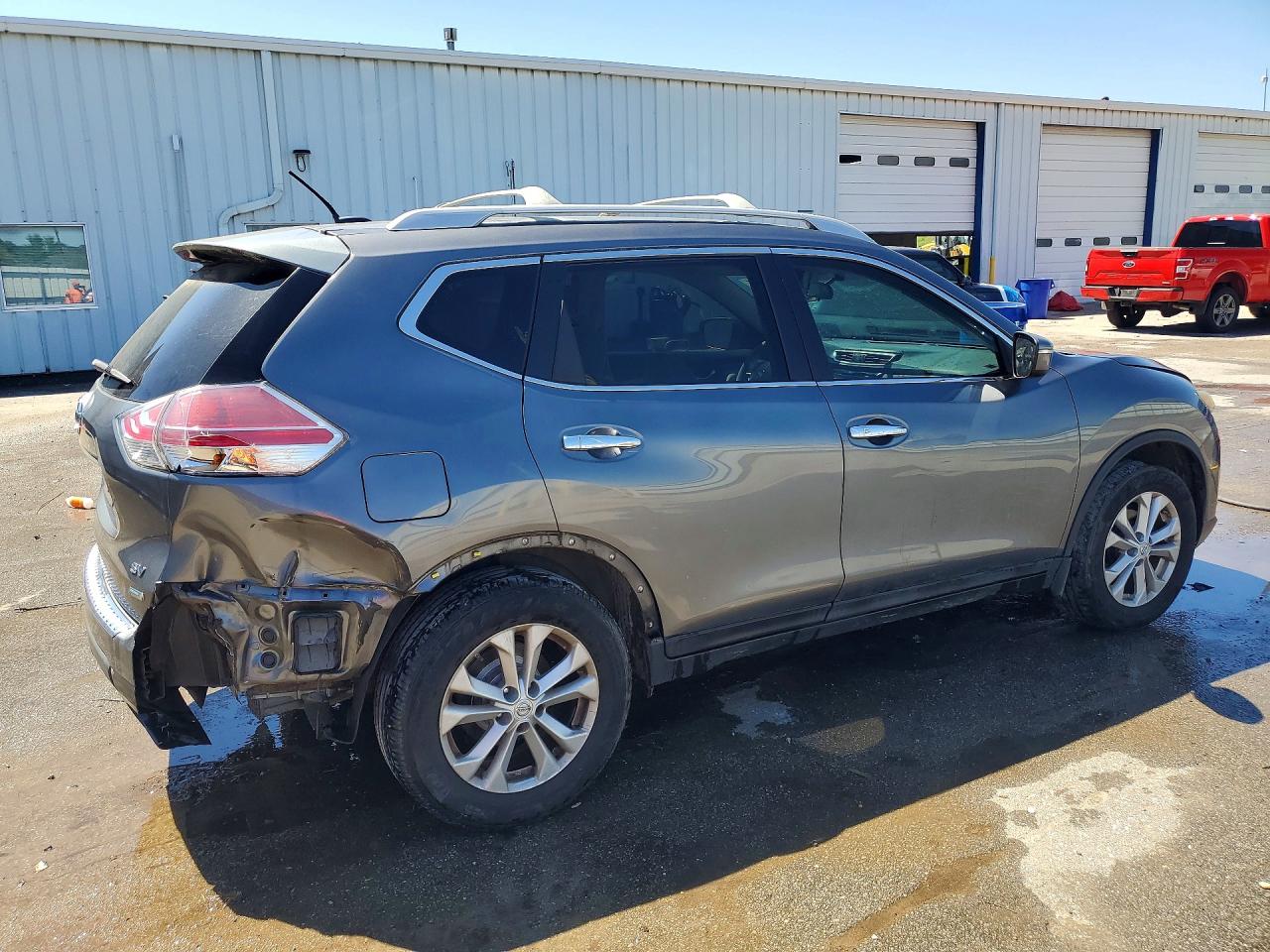 2014 NISSAN ROGUE SV photo 5