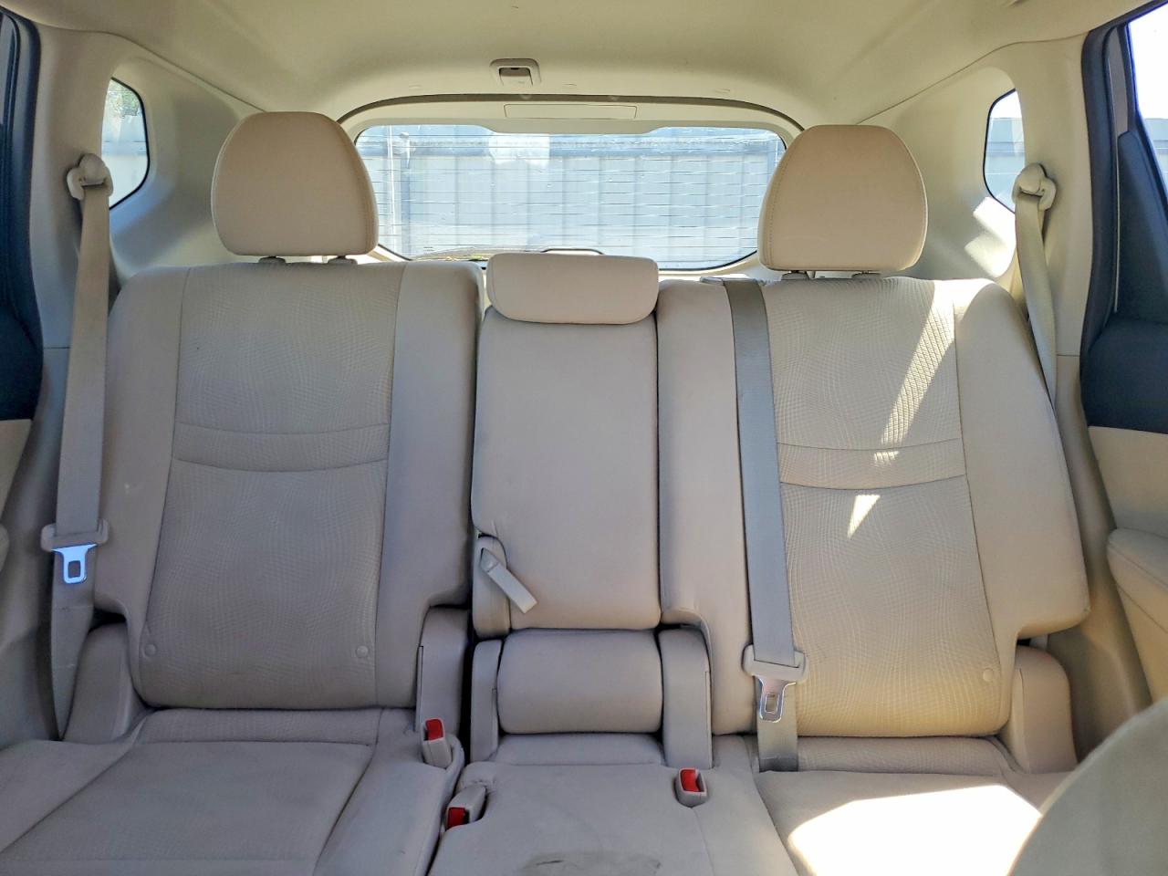 2014 NISSAN ROGUE SV photo 19
