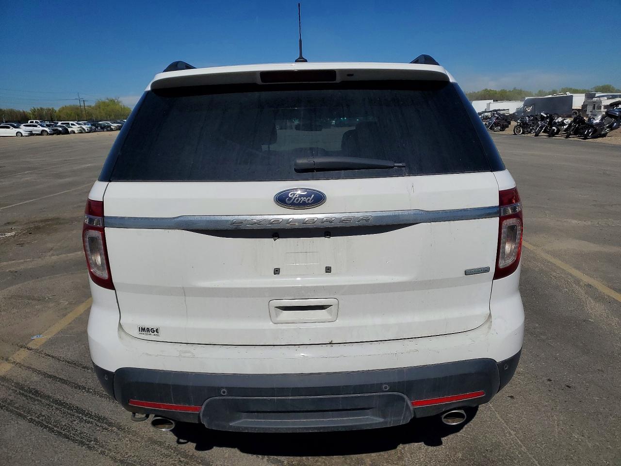 2013 FORD EXPLORER photo 6