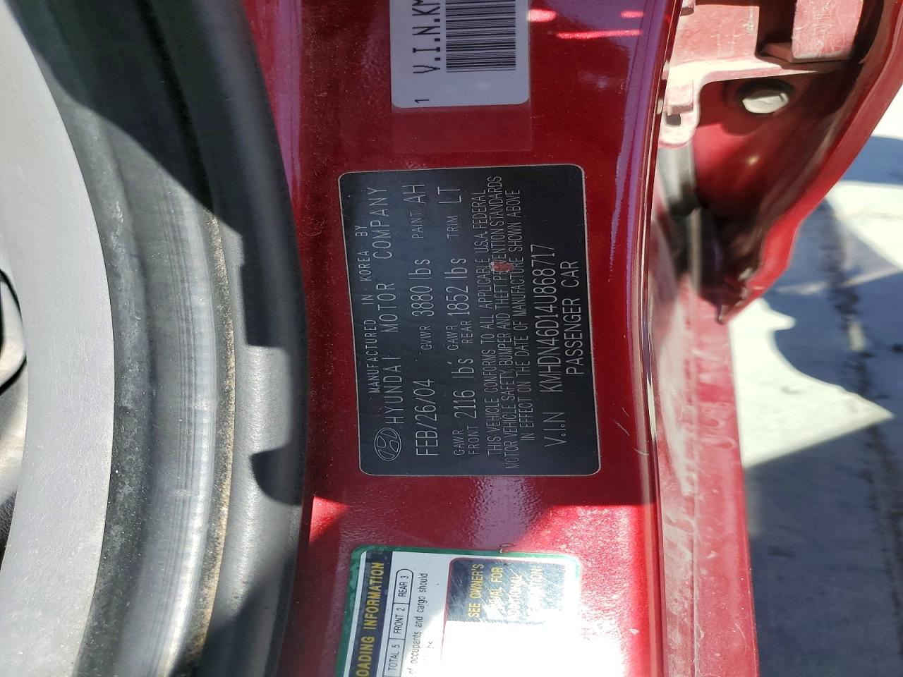 2004 HYUNDAI ELANTRA GLS photo 23