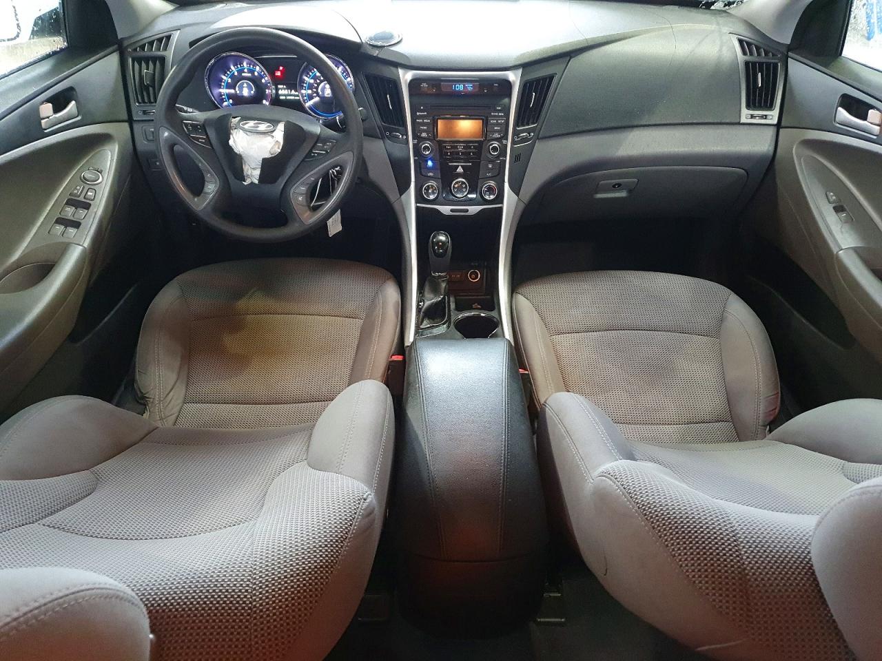 2014 HYUNDAI SONATA GLS photo 15