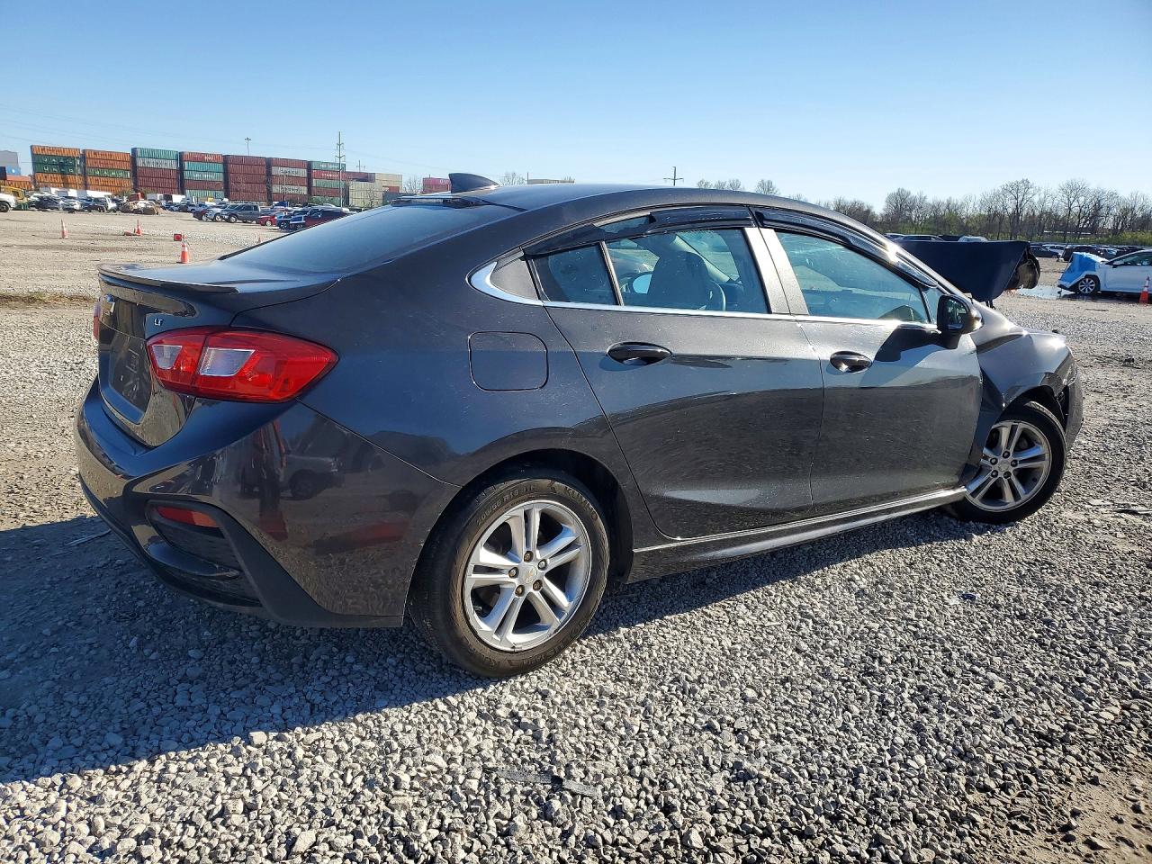 2017 CHEVROLET CRUZE LT photo 5