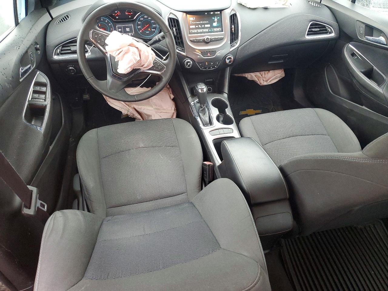 2017 CHEVROLET CRUZE LT photo 15