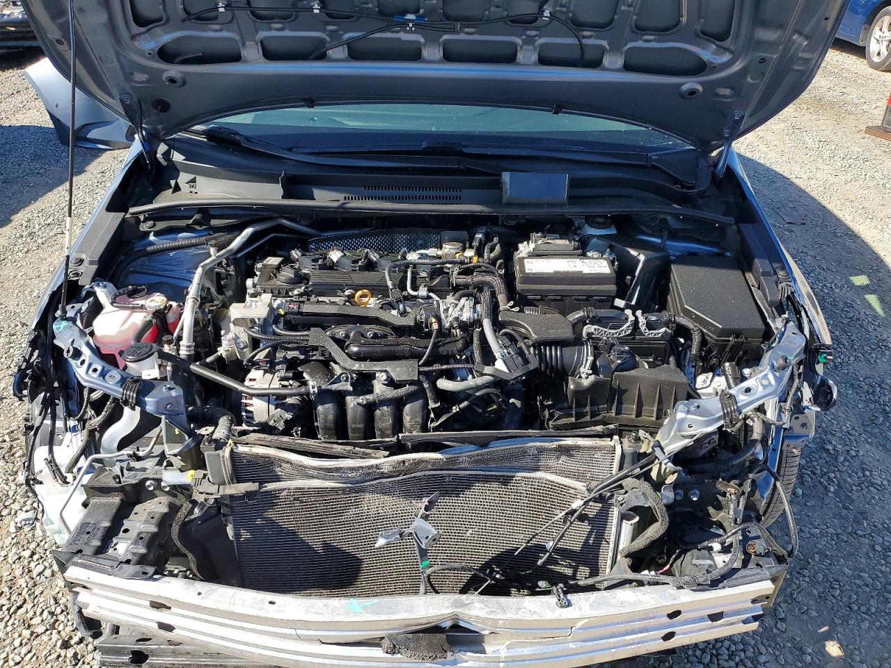 2024 TOYOTA COROLLA LE photo 11
