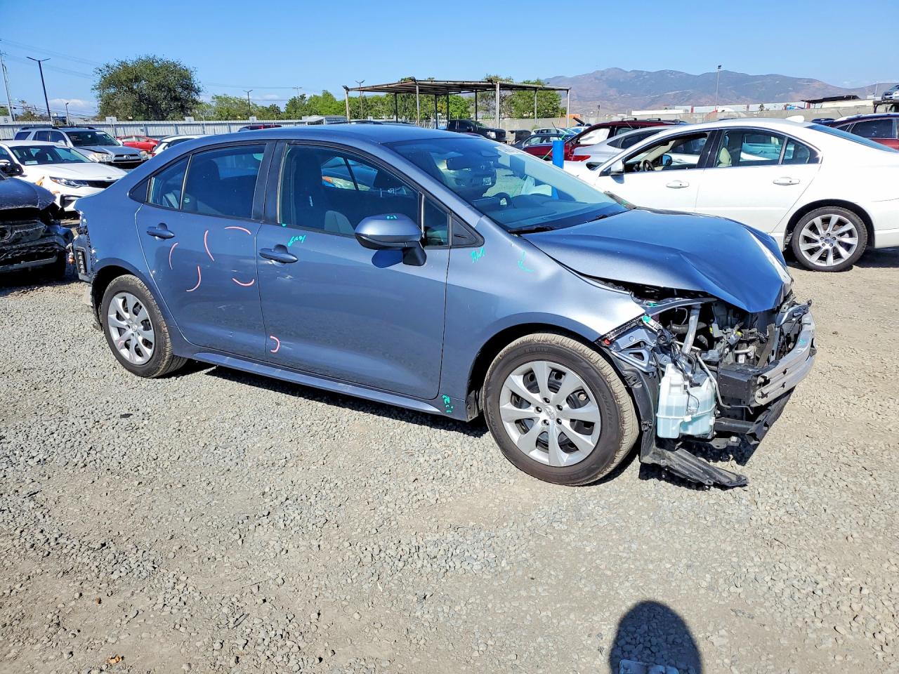 2024 TOYOTA COROLLA LE photo 4