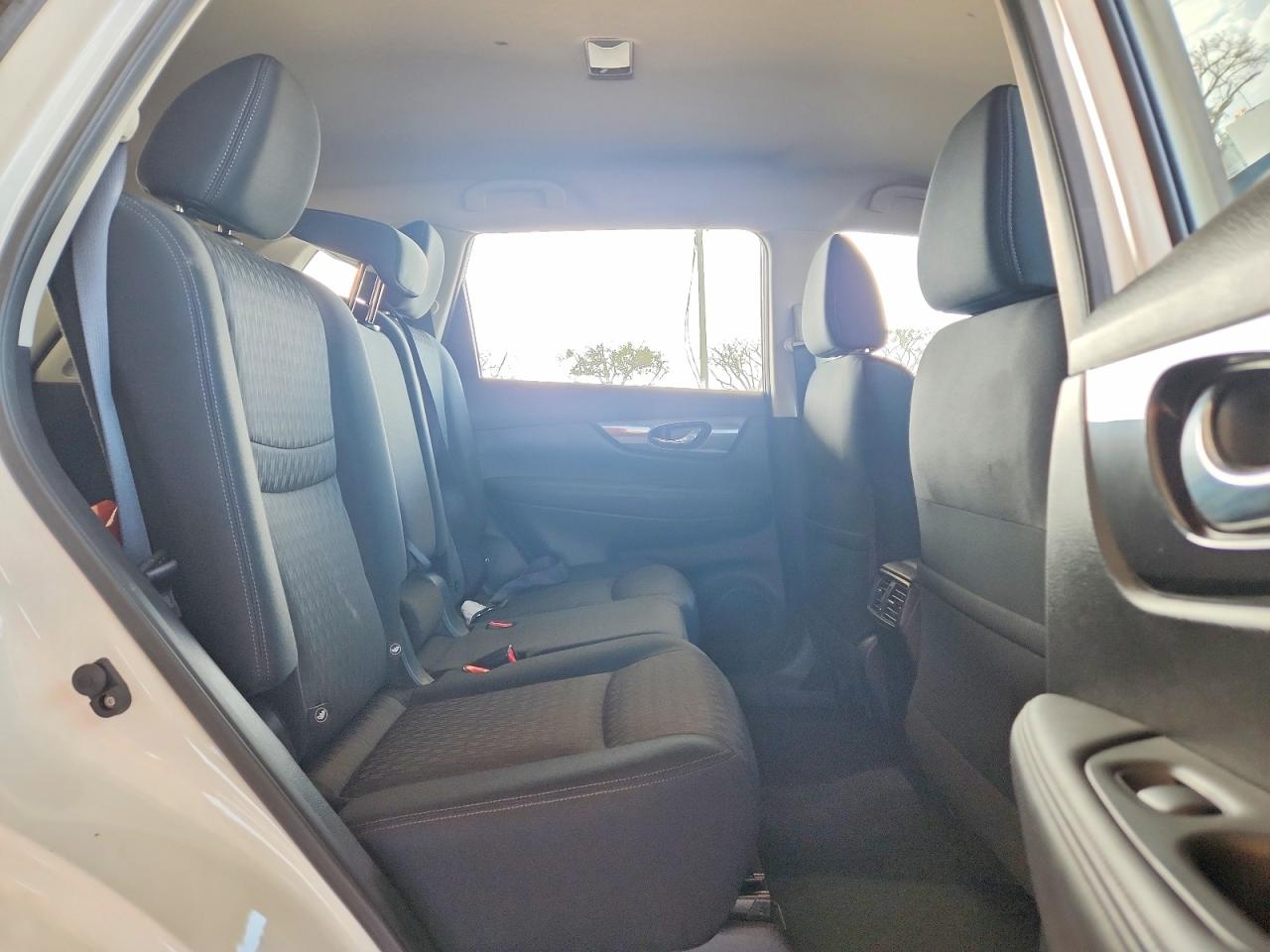 2017 NISSAN ROGUE S photo 21