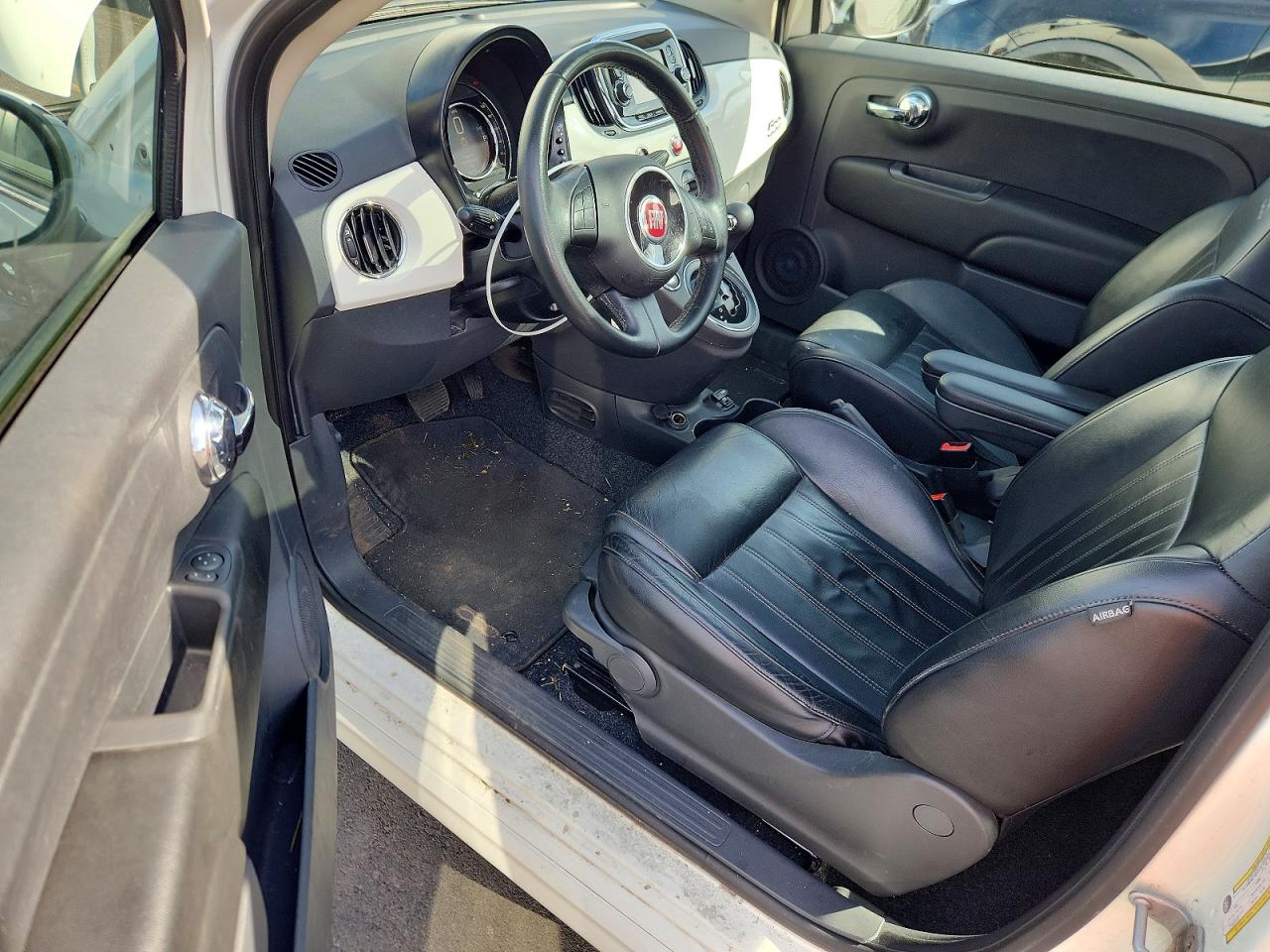 2018 FIAT 500 LOUNGE photo 22