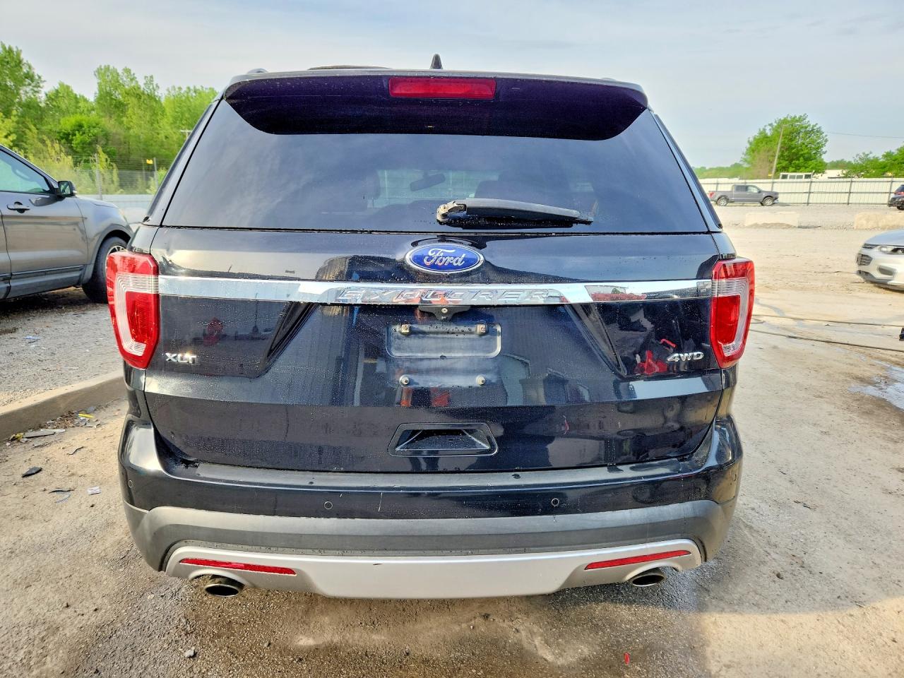 2016 FORD EXPLORER XLT photo 6