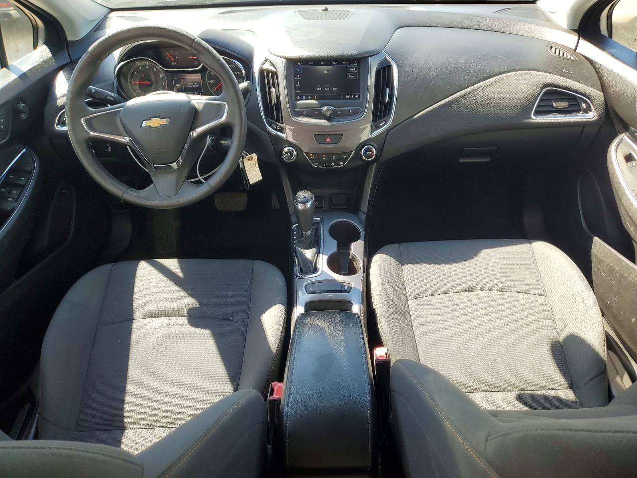 2019 CHEVROLET CRUZE LS photo 15
