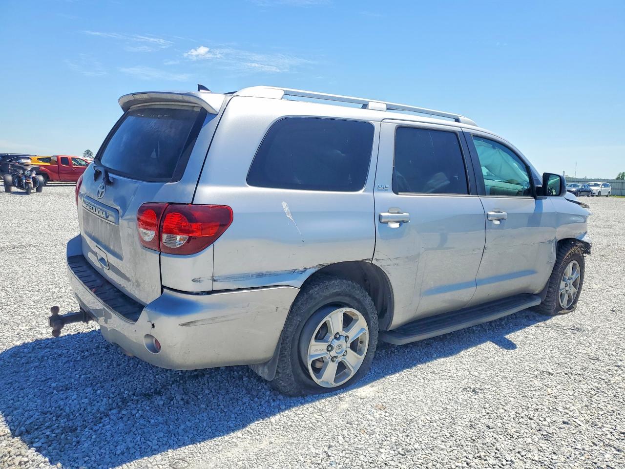 2018 TOYOTA SEQUOIA SR5 photo 5