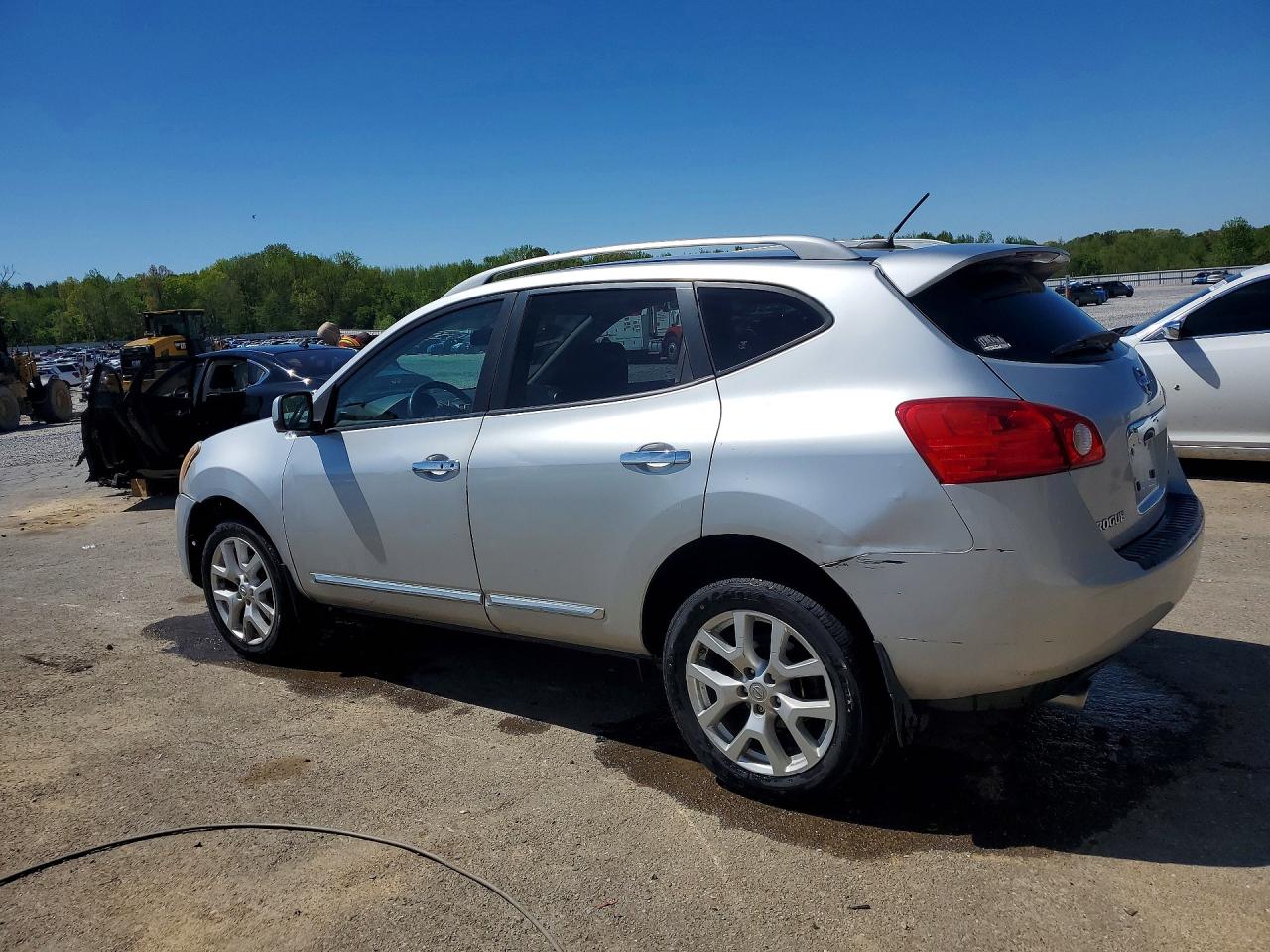 2013 NISSAN ROGUE S photo 3