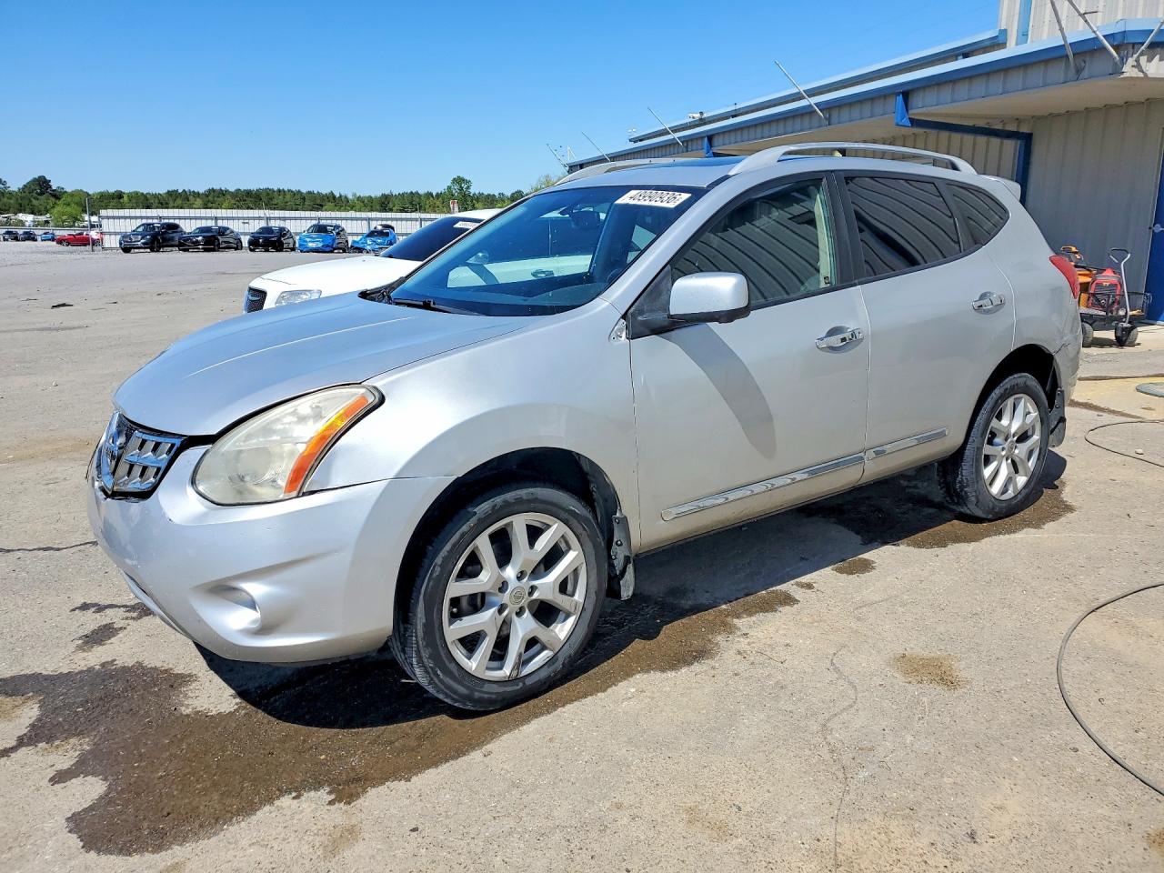 2013 NISSAN ROGUE