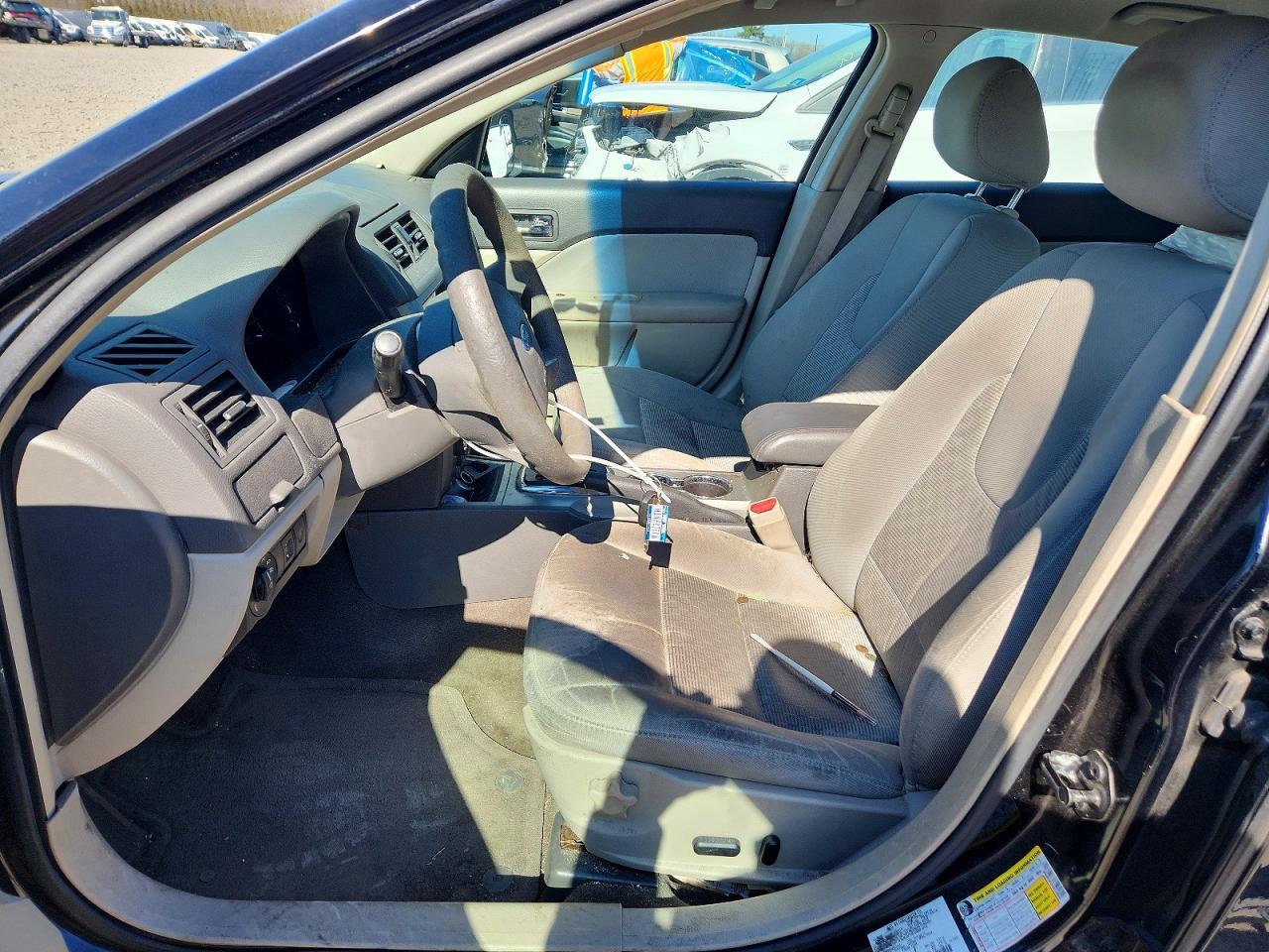 2012 FORD FUSION SE photo 13