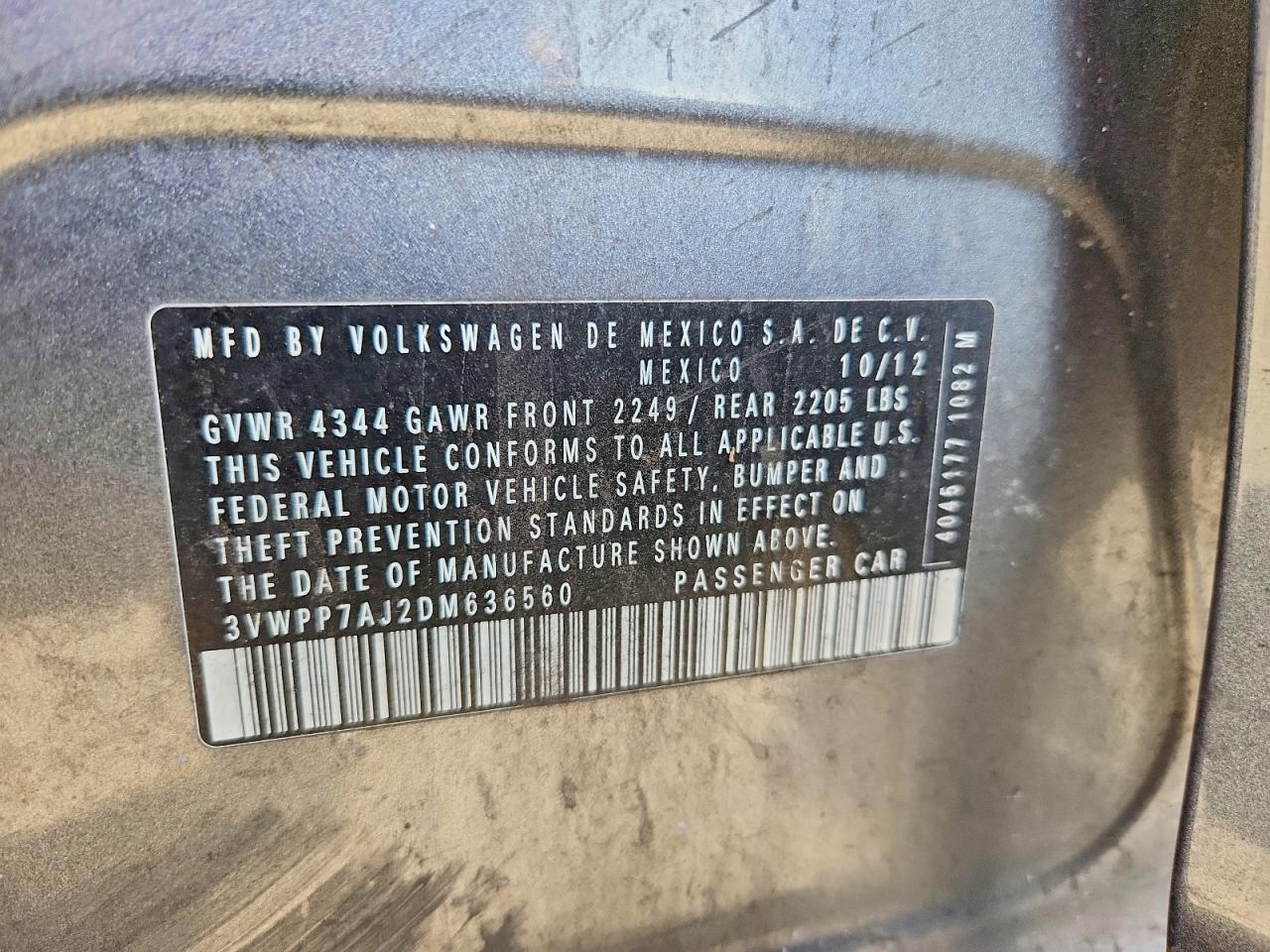 2013 VOLKSWAGEN JETTA S photo 25
