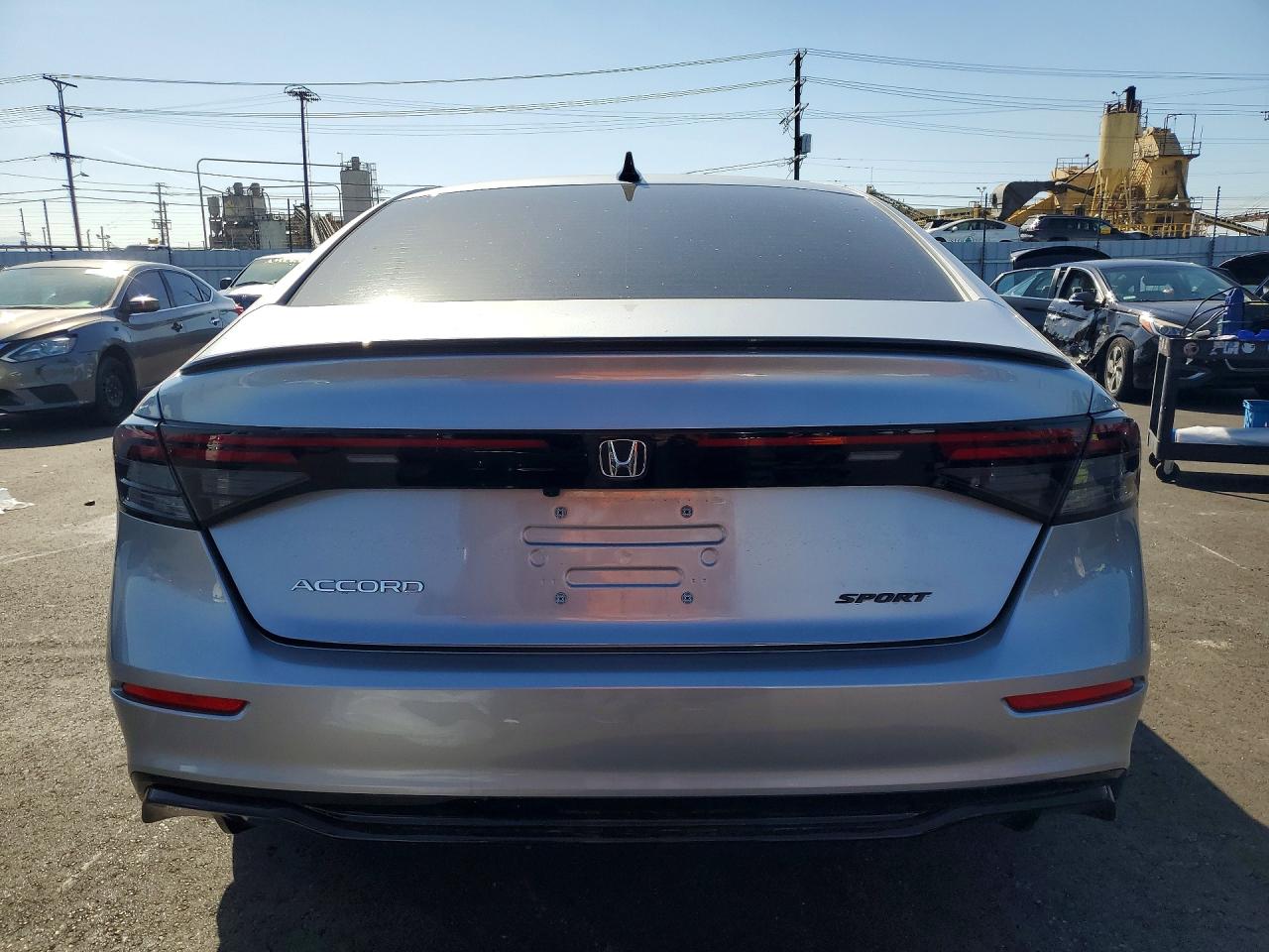 2025 HONDA ACCORD HYBRID SPORT-L photo 11