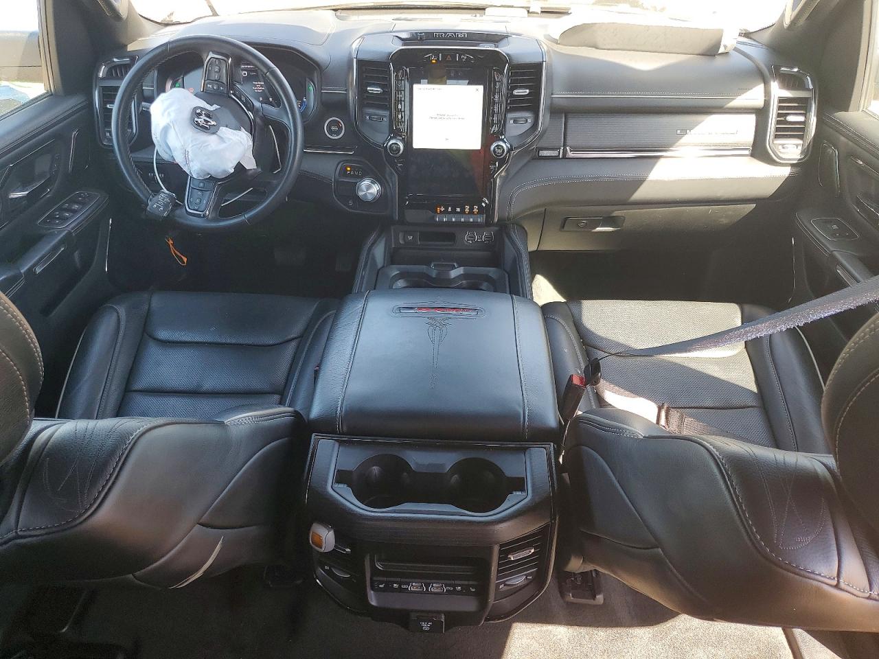 2023 RAM 1500 LIMITED photo 15