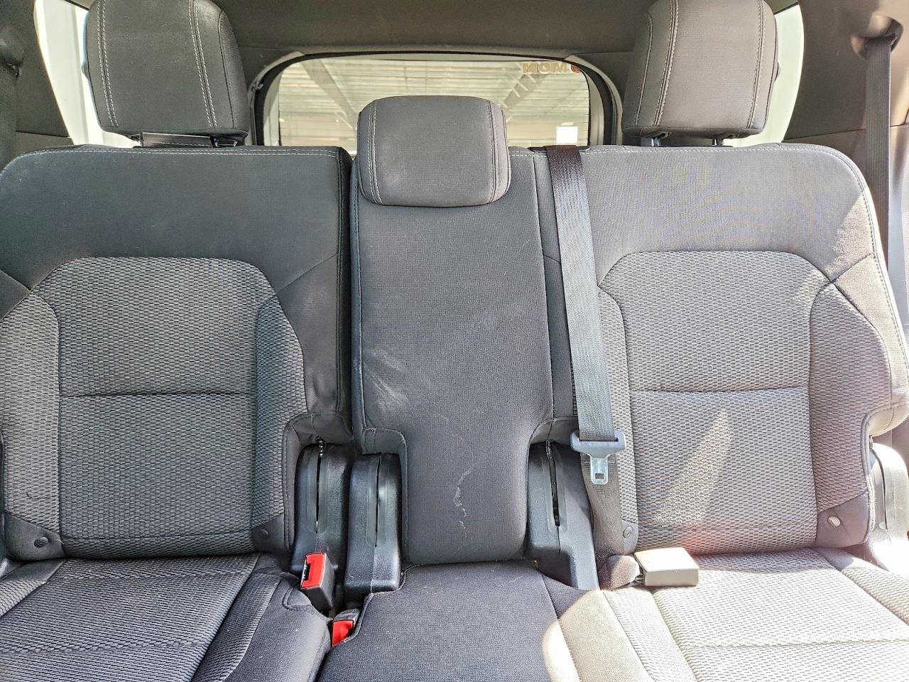 2017 FORD EXPLORER XLT photo 19