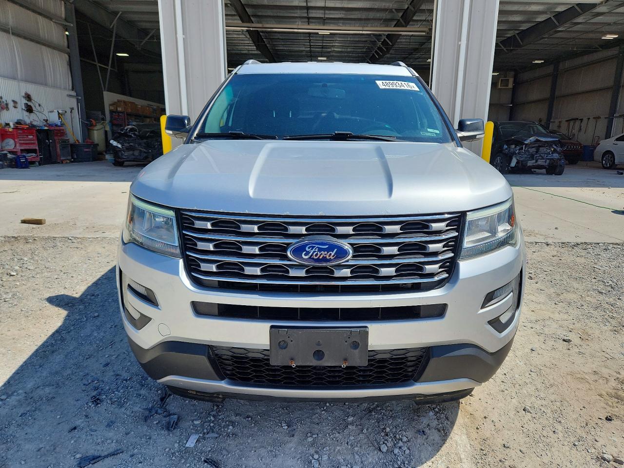 2017 FORD EXPLORER XLT photo 9