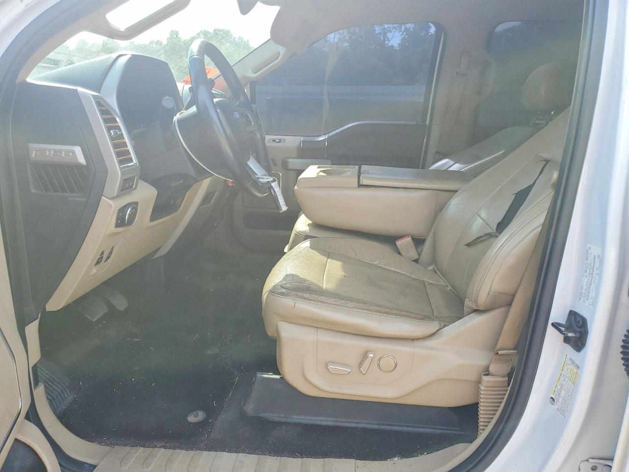 2015 FORD F150 SUPERCREW photo 13