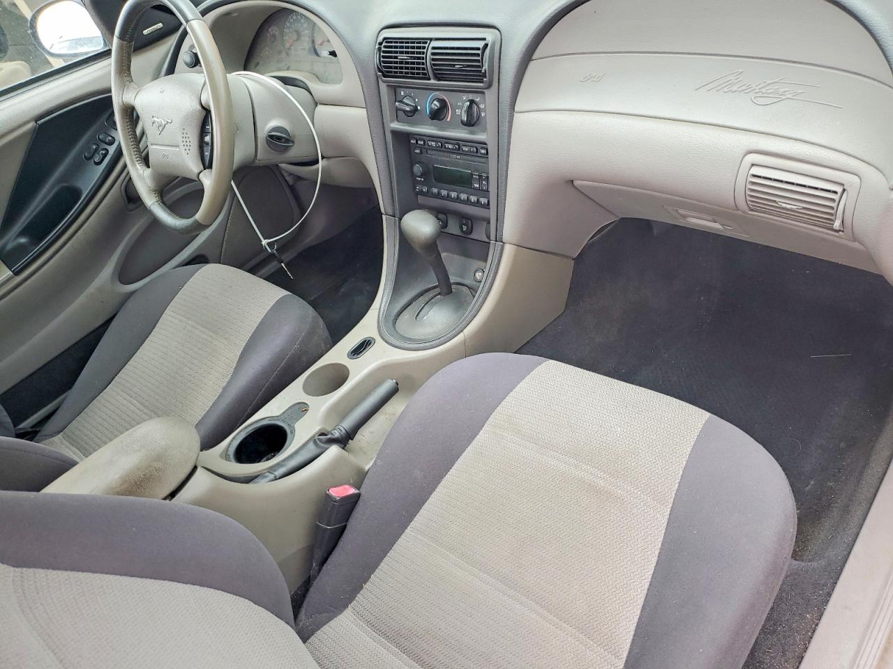 2002 FORD MUSTANG photo 15