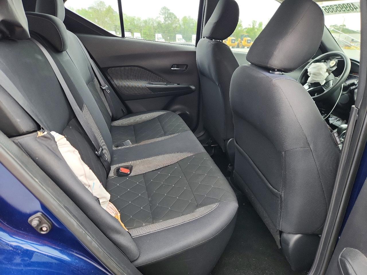 2020 NISSAN KICKS SV photo 31