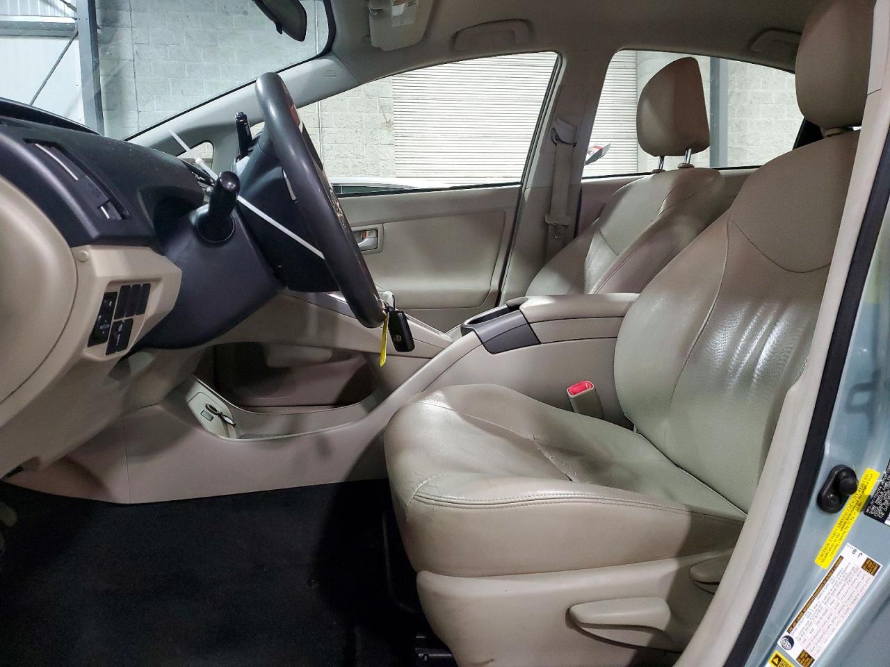 2012 TOYOTA PRIUS THREE photo 13