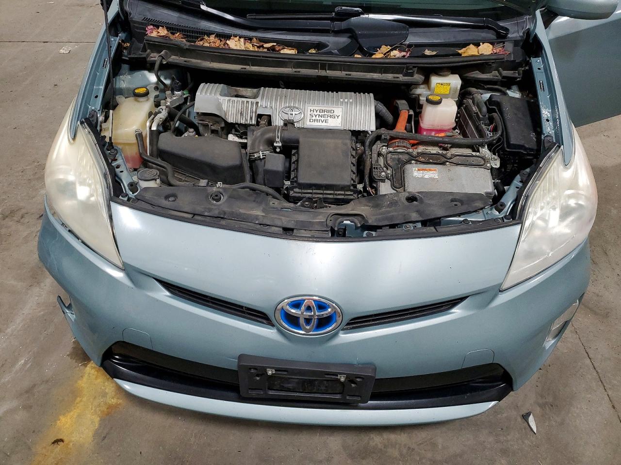 2012 TOYOTA PRIUS THREE photo 23