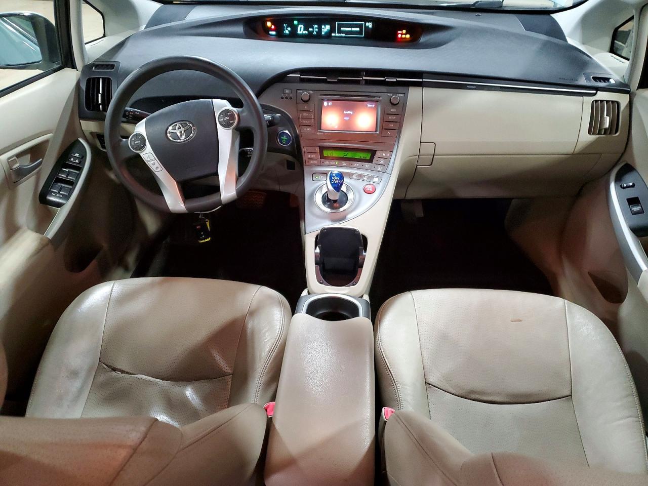 2012 TOYOTA PRIUS THREE photo 15