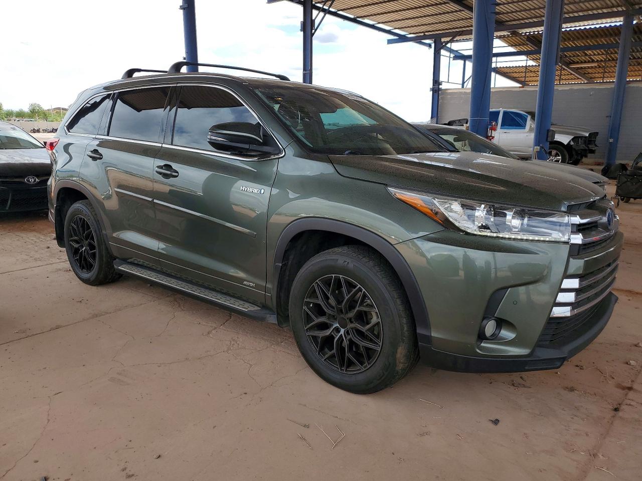 2017 TOYOTA HIGHLANDER HYBRID LIMITED PLATINUM photo 7