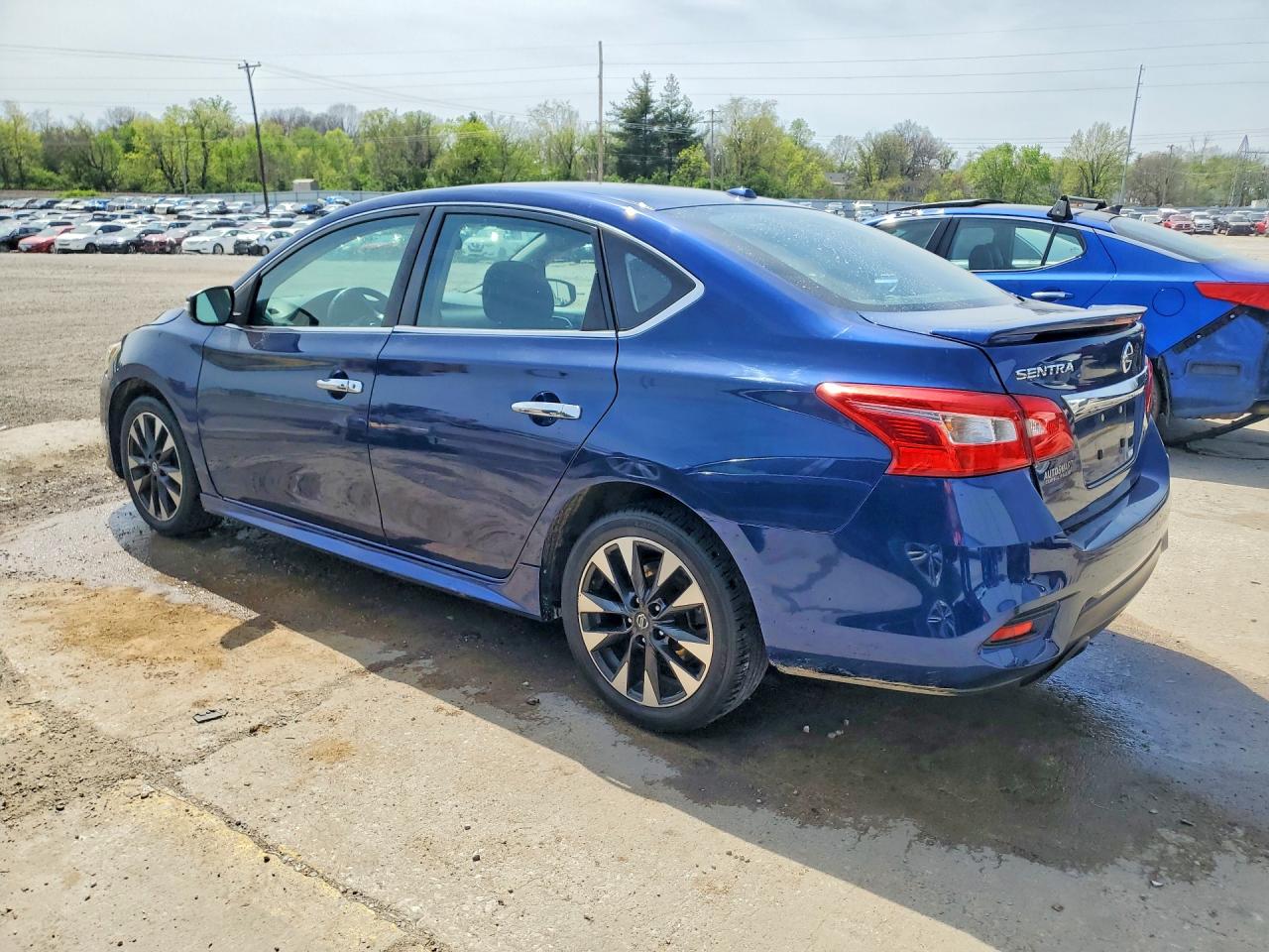 2019 NISSAN SENTRA SR photo 3
