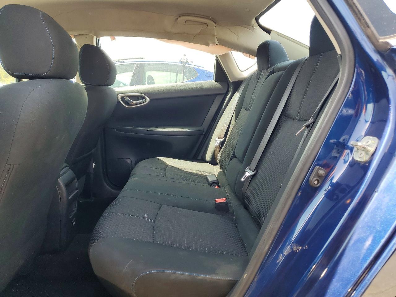 2019 NISSAN SENTRA SR photo 19