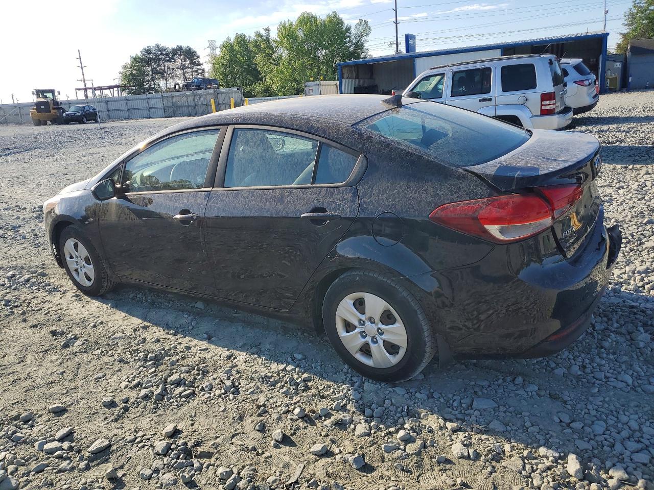2017 KIA FORTE LX photo 4