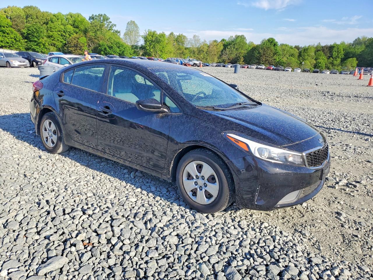 2017 KIA FORTE LX photo 10