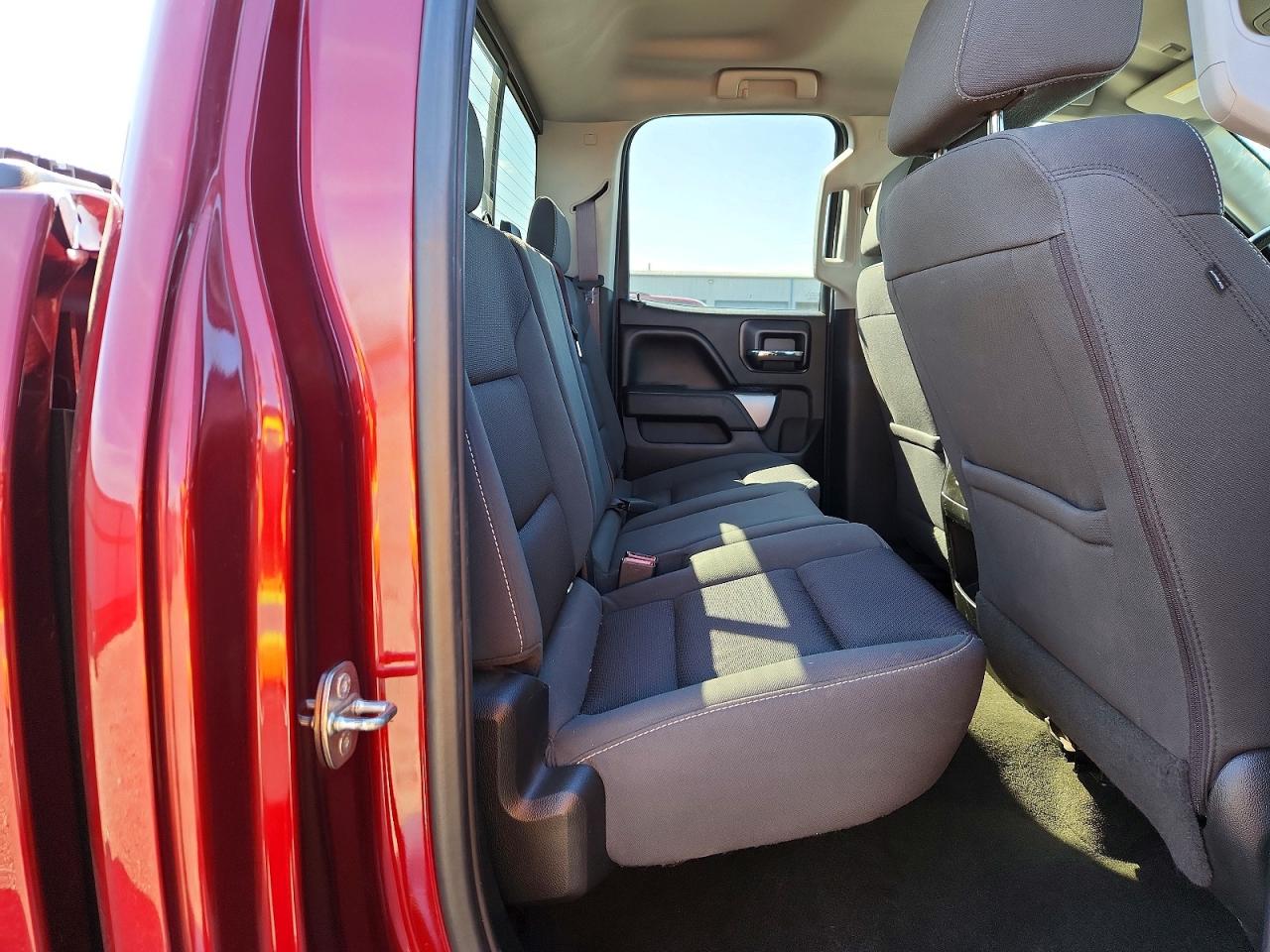 2016 CHEVROLET SILVERADO K1500 LT photo 19