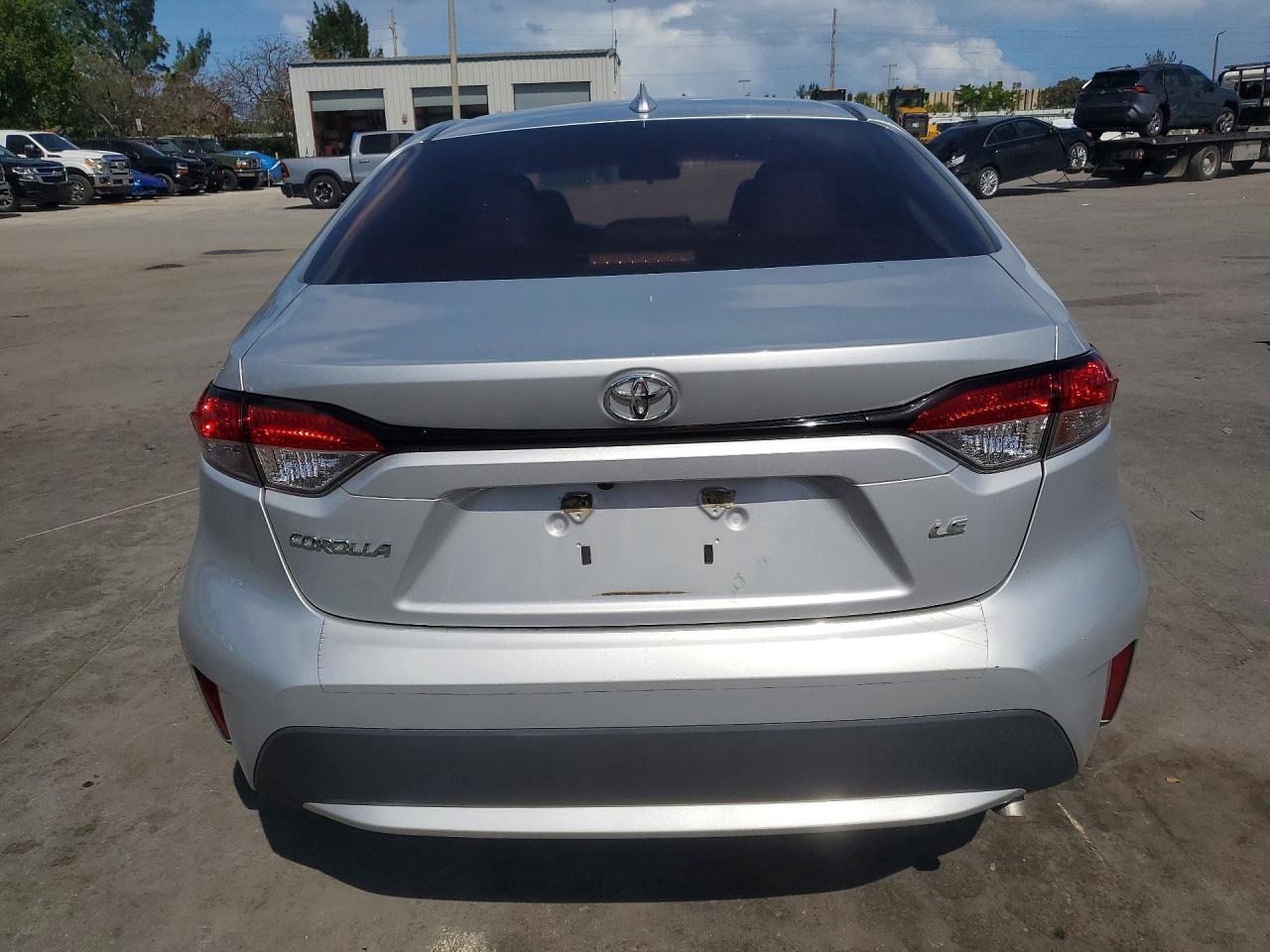 2020 TOYOTA COROLLA LE photo 16