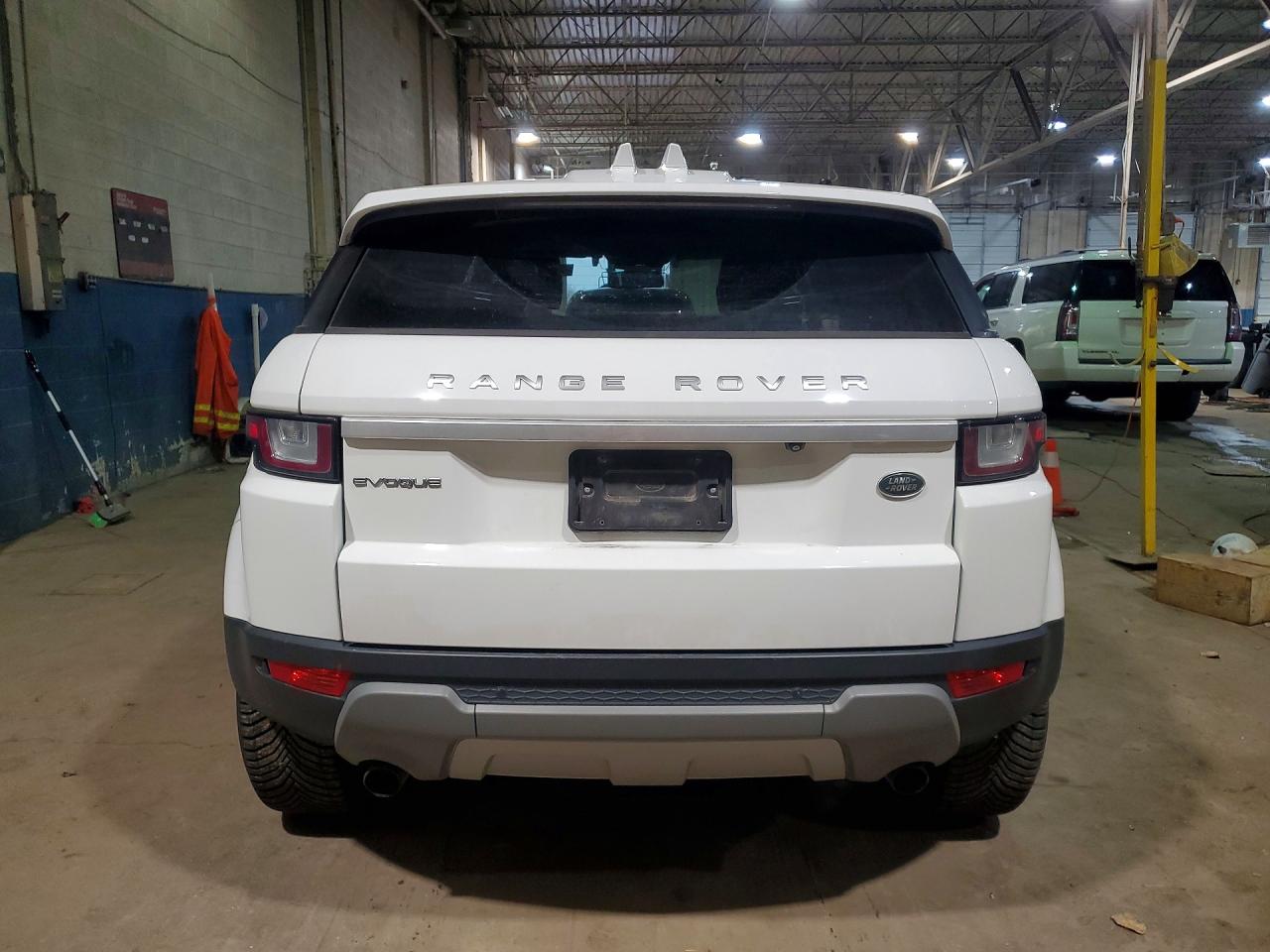 2016 LAND ROVER RANGE ROVER EVOQUE HSE photo 16