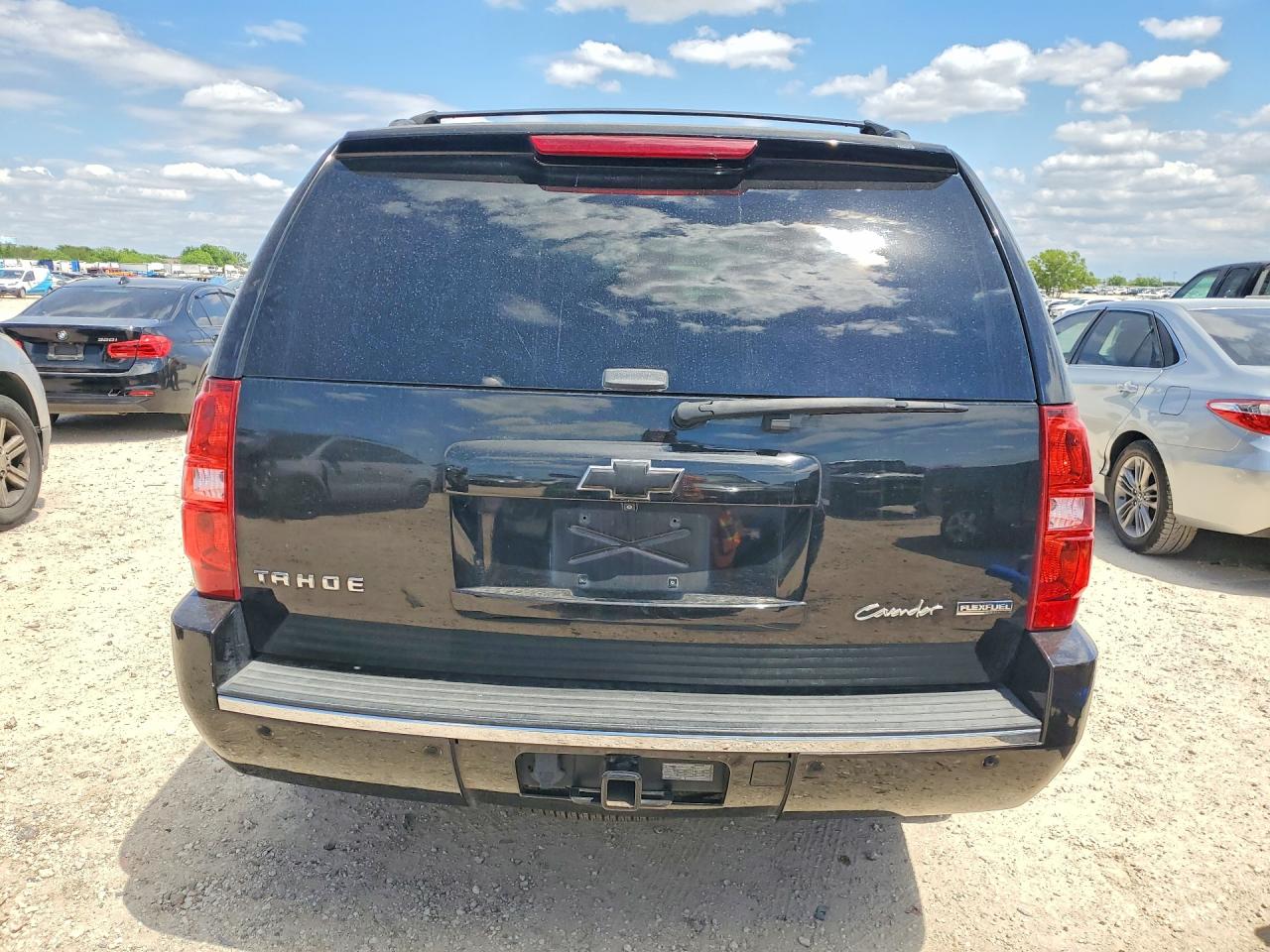 2011 CHEVROLET TAHOE C1500 LTZ photo 11