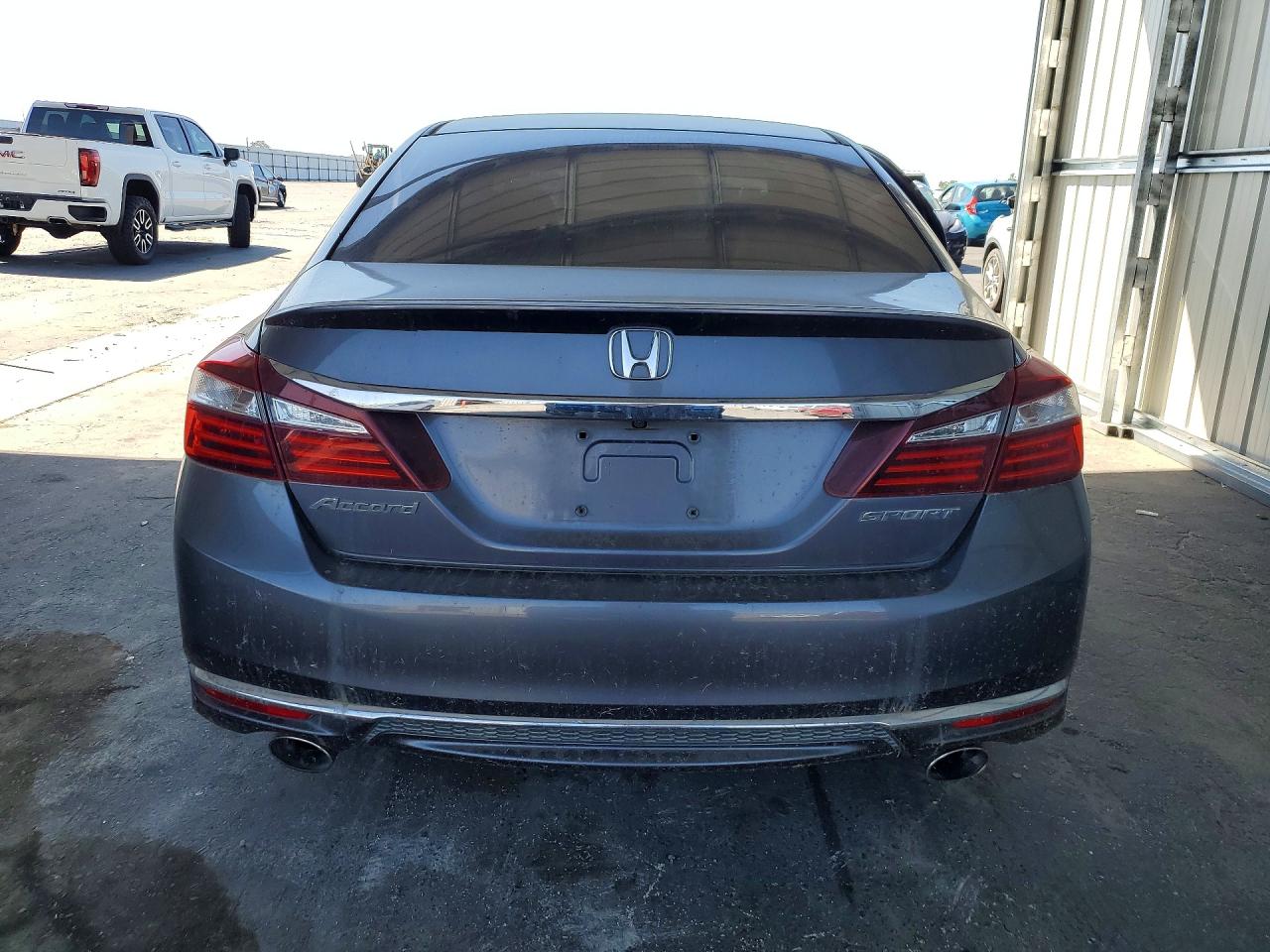 2016 HONDA ACCORD SPORT photo 16