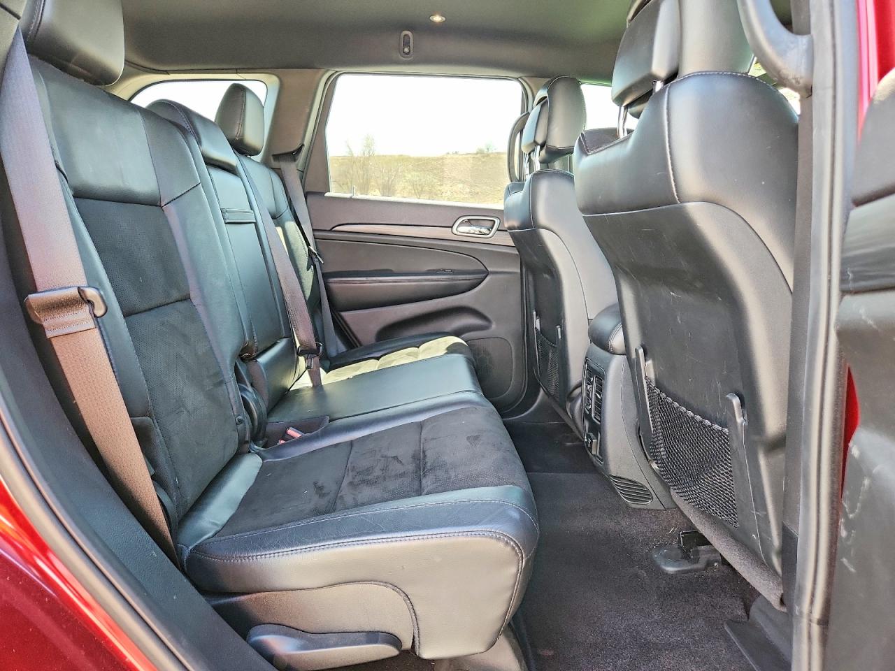 2019 JEEP GRAND CHEROKEE LAREDO photo 21