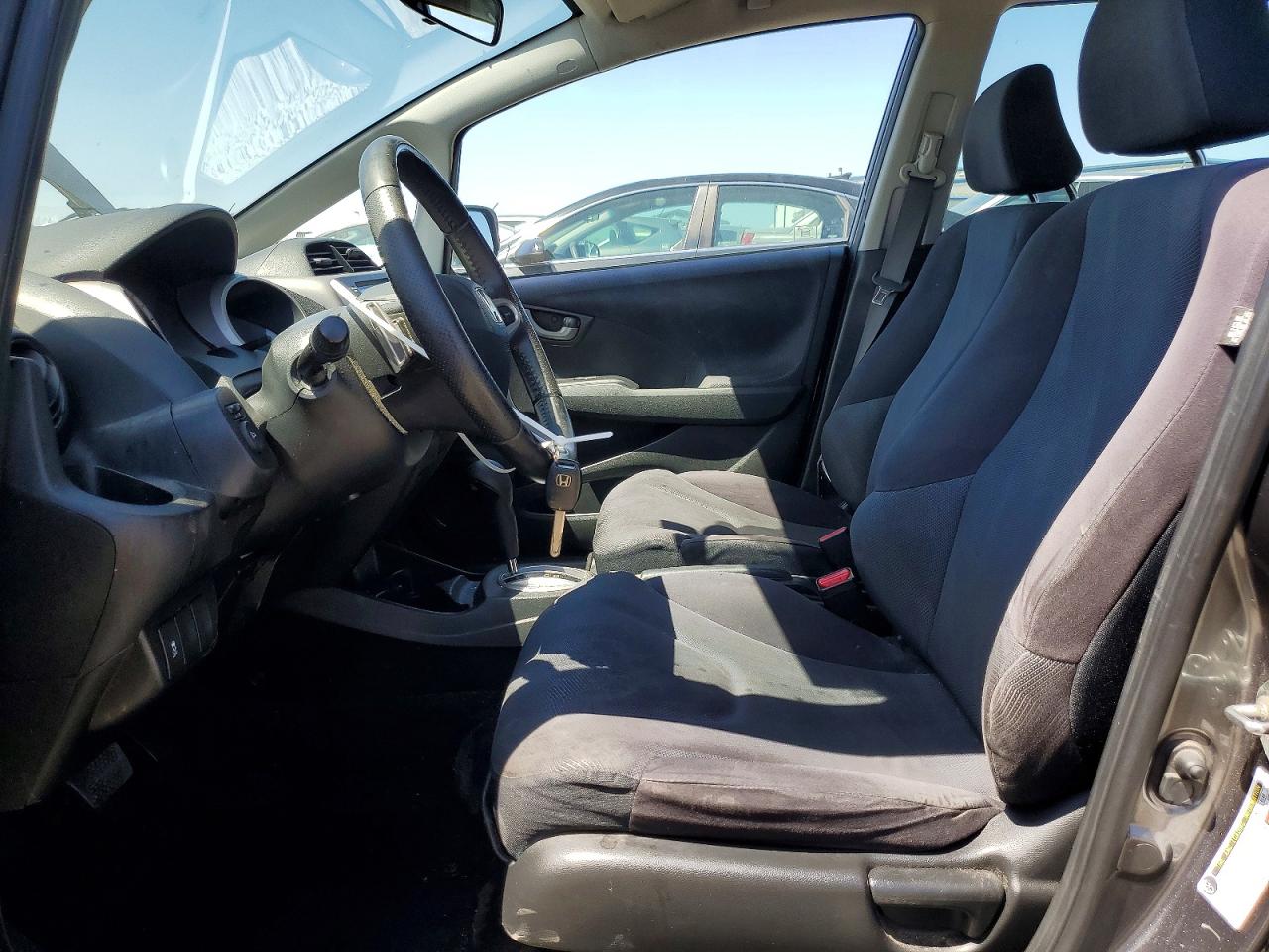 2011 HONDA FIT SPORT photo 19