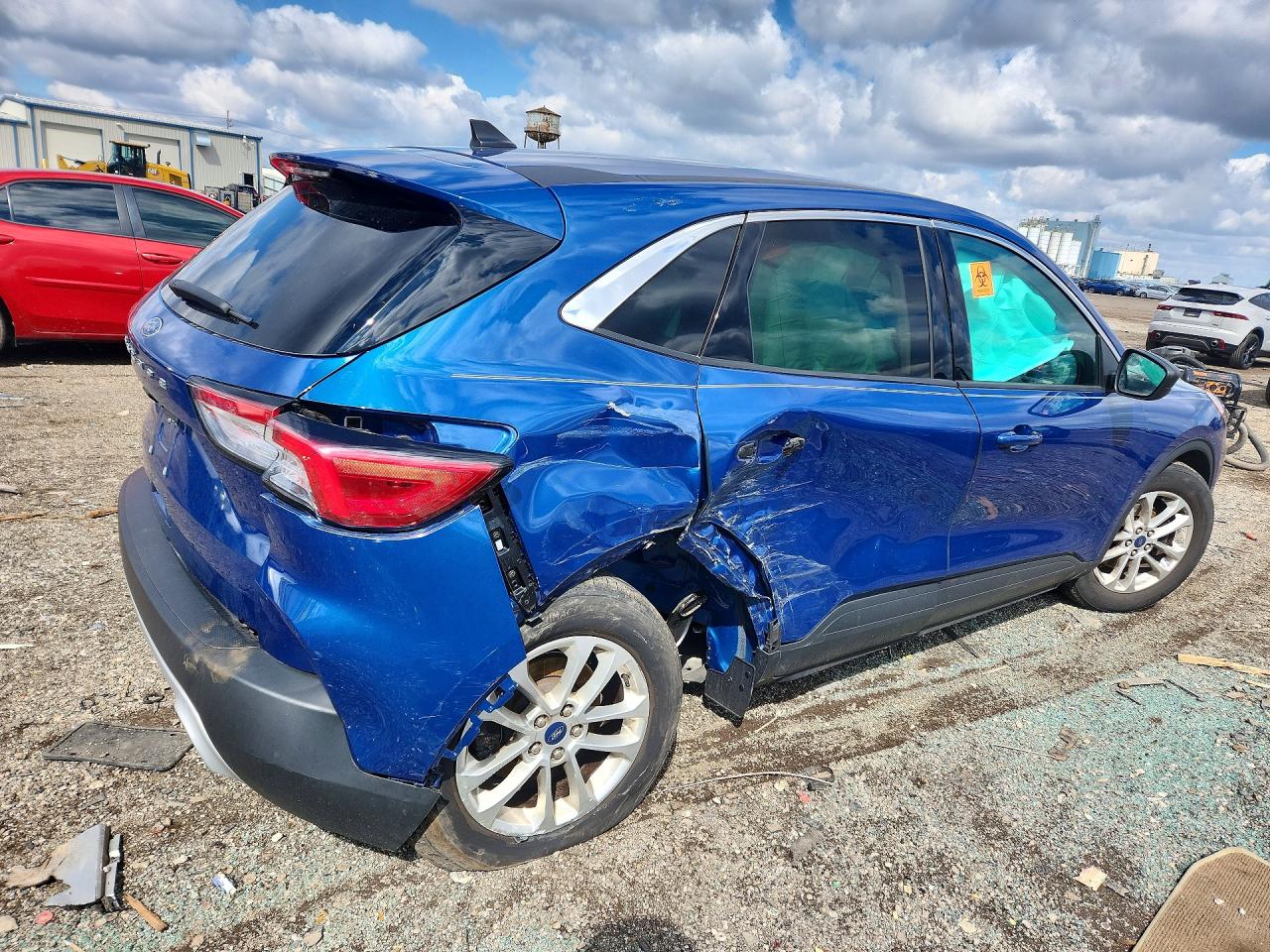 2022 FORD ESCAPE SE photo 5
