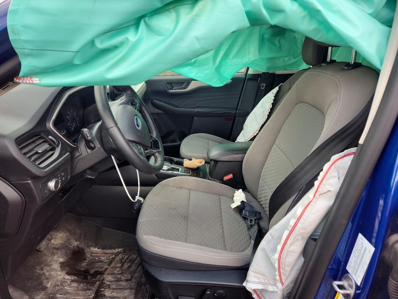 2022 FORD ESCAPE SE photo 13