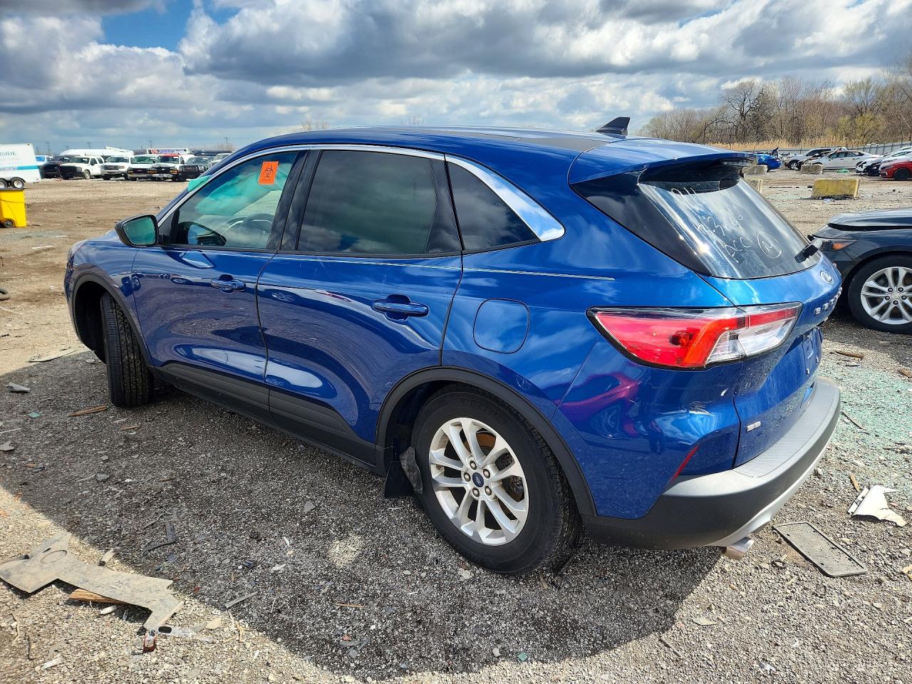 2022 FORD ESCAPE SE photo 3