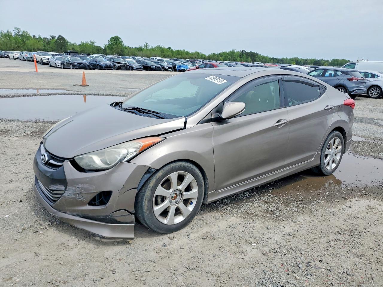 2013 HYUNDAI ELANTRA