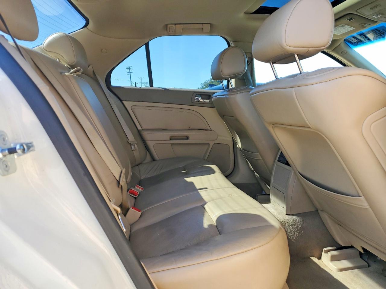 2009 CADILLAC STS photo 10