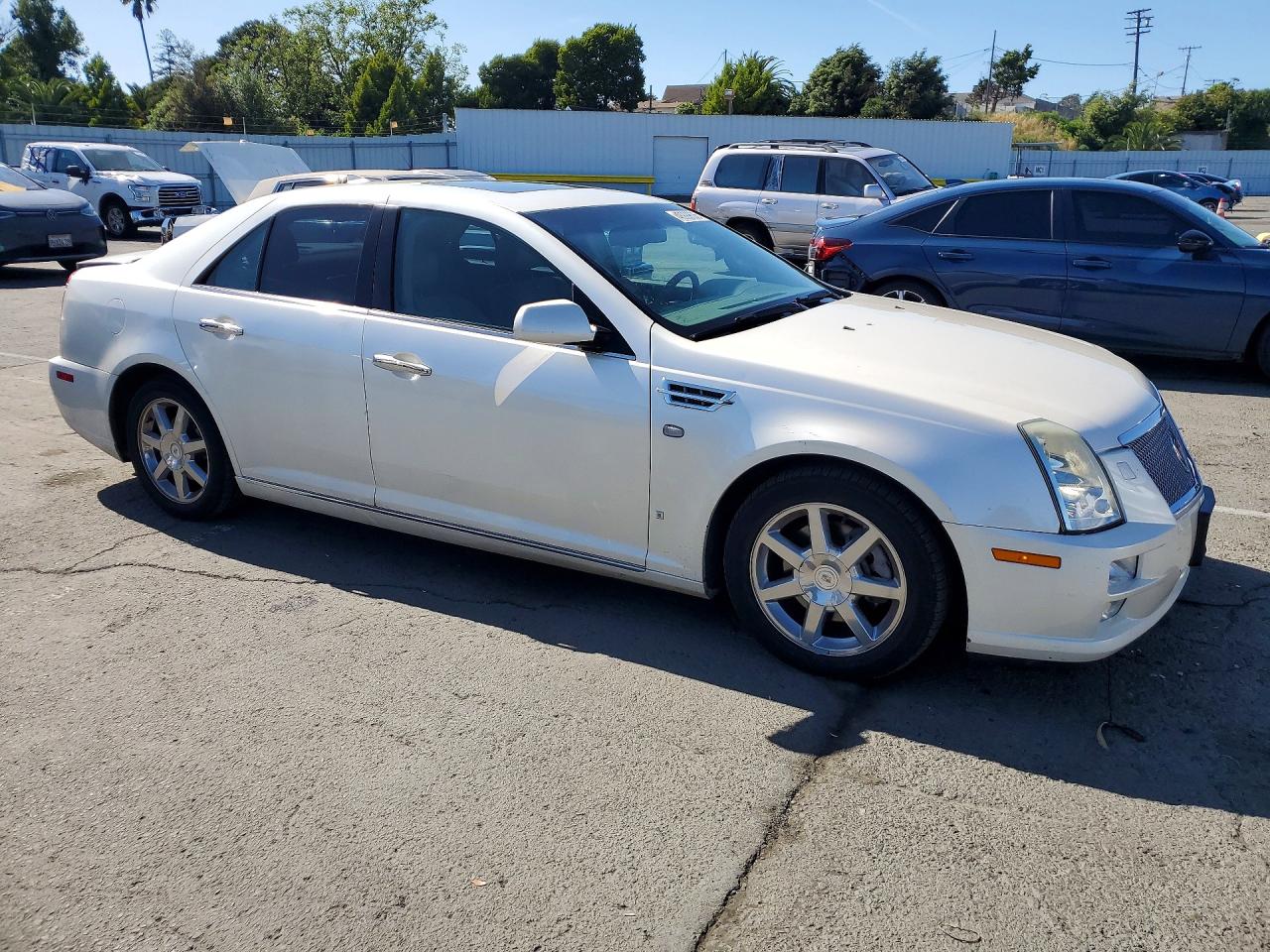 2009 CADILLAC STS photo 4